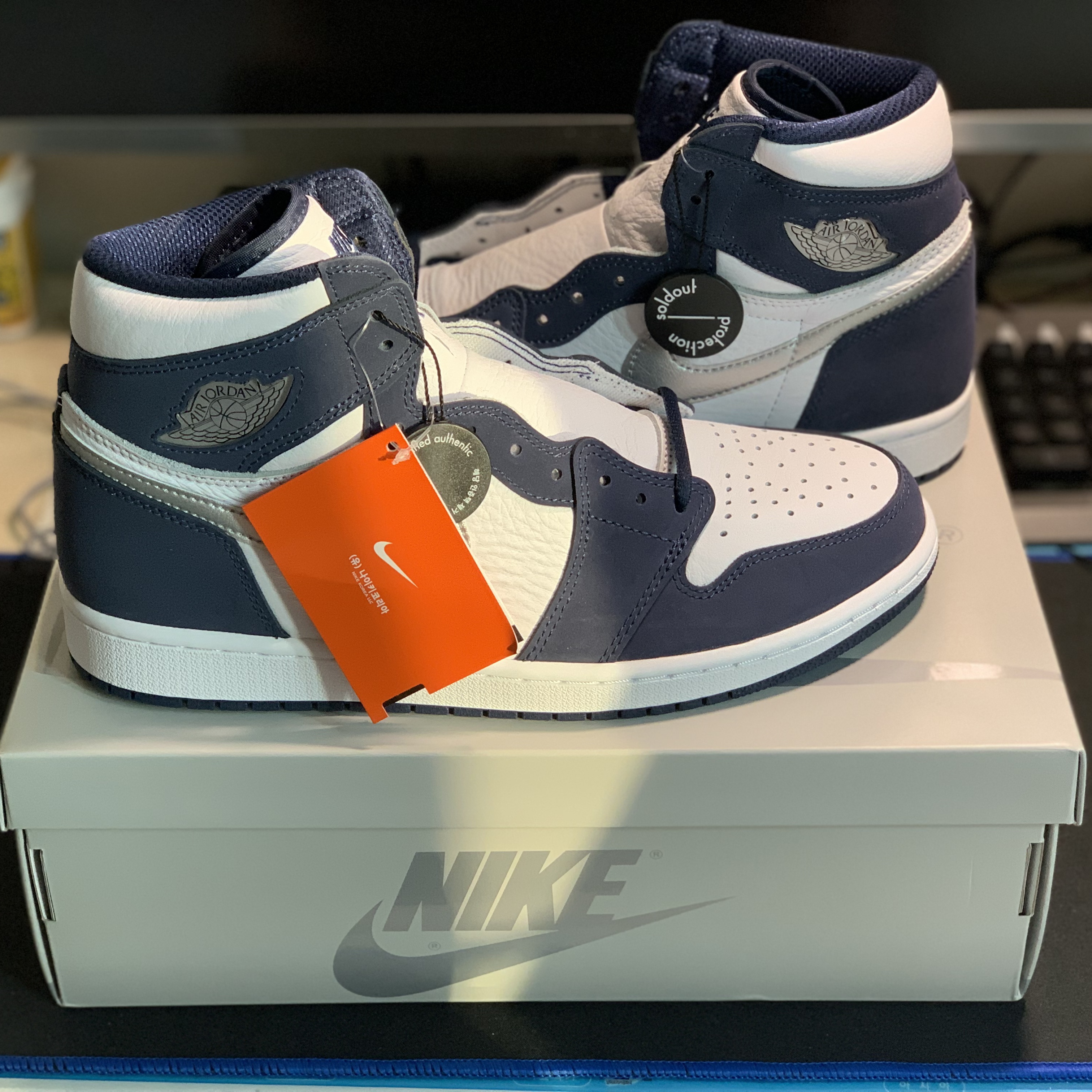Jordan 1 Retro High OG CO.JP Midnight Navy 착용 스타일 - 1
