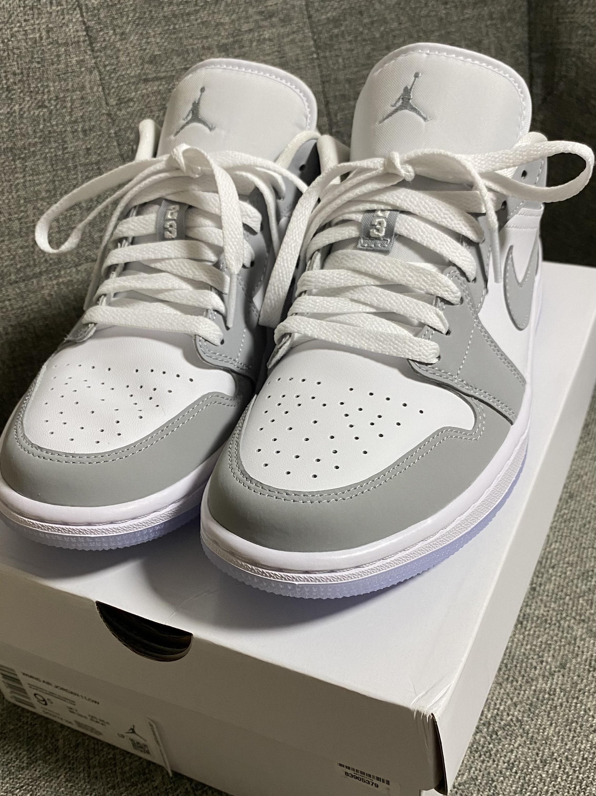 (W) Jordan 1 Low White Wolf Grey 착용 스타일