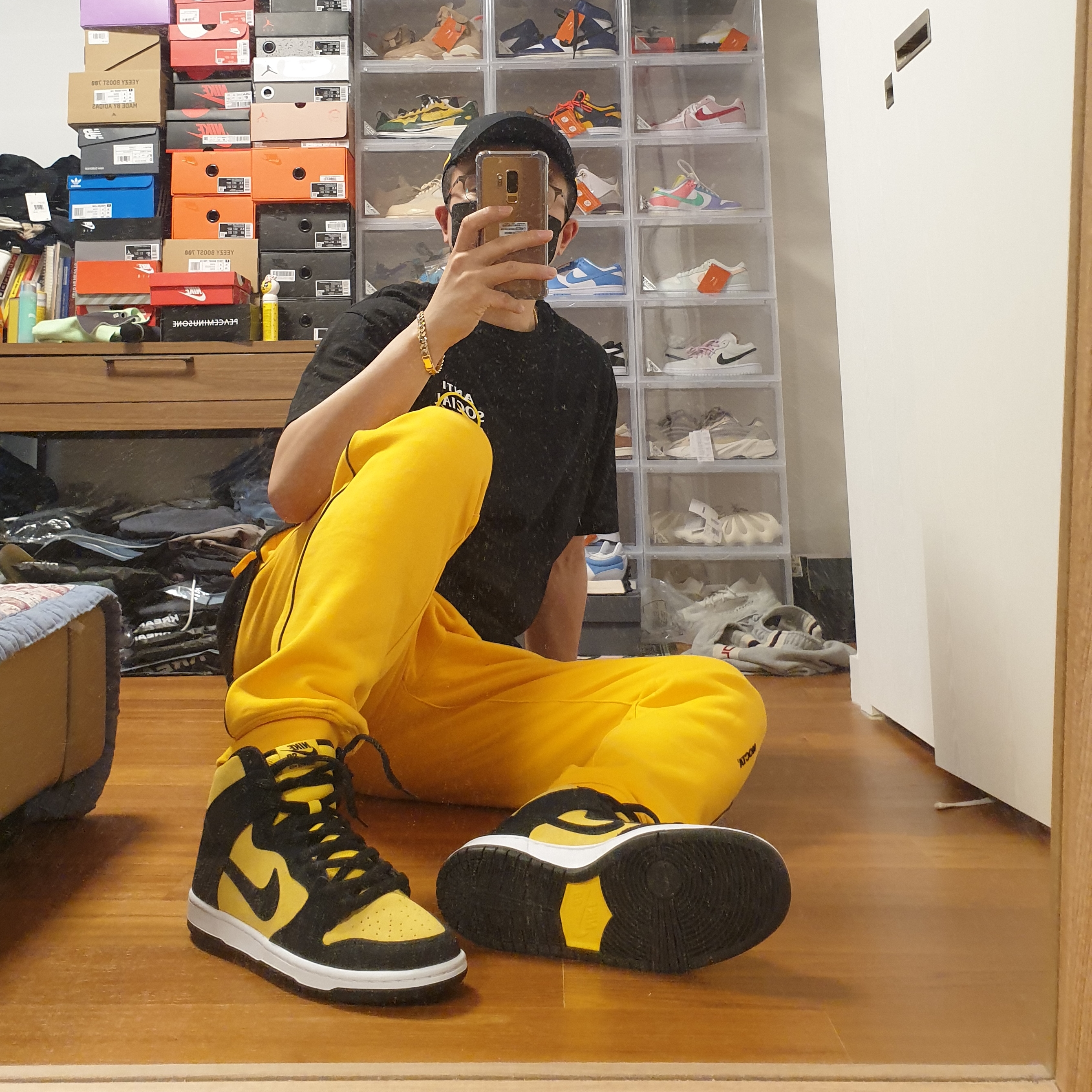 Nike SB Dunk High Pro Maize and Black, Nike x Drake Nocta Essential Cap Black 착용 스타일 - 4