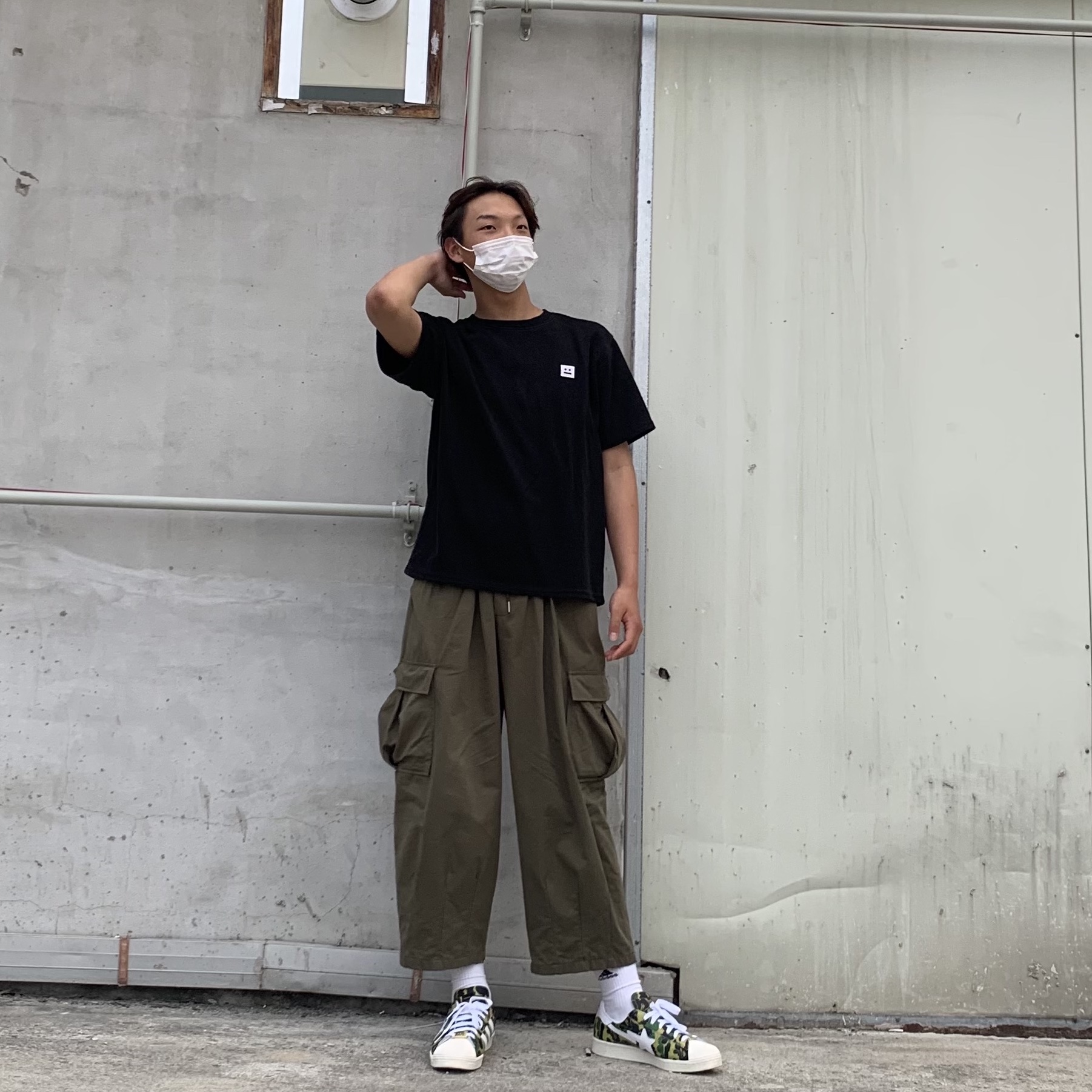 Adidas x BAPE Superstar 80s Green Camo 착용 스타일