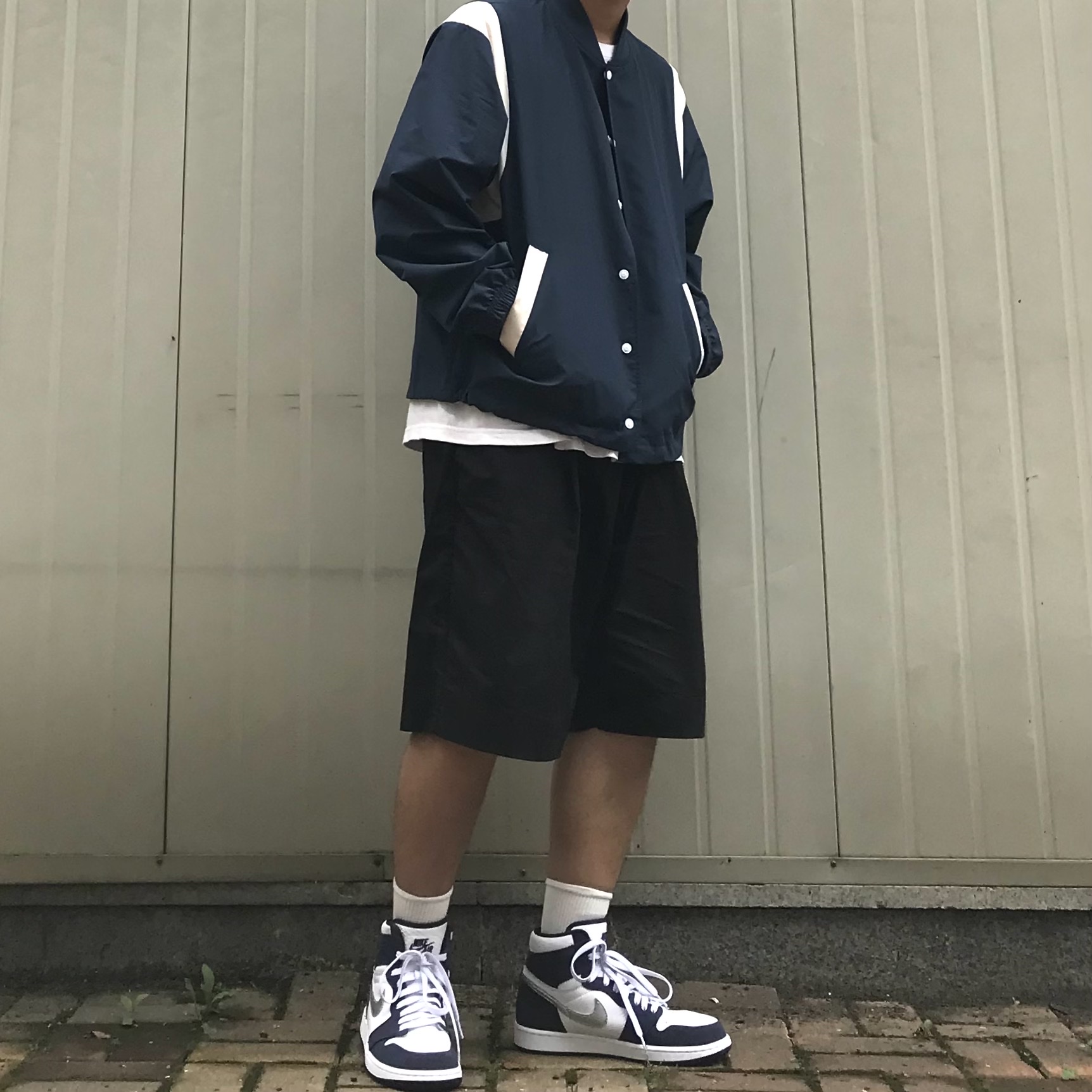 Jordan 1 Retro High OG CO.JP Midnight Navy 착용 스타일 - 2
