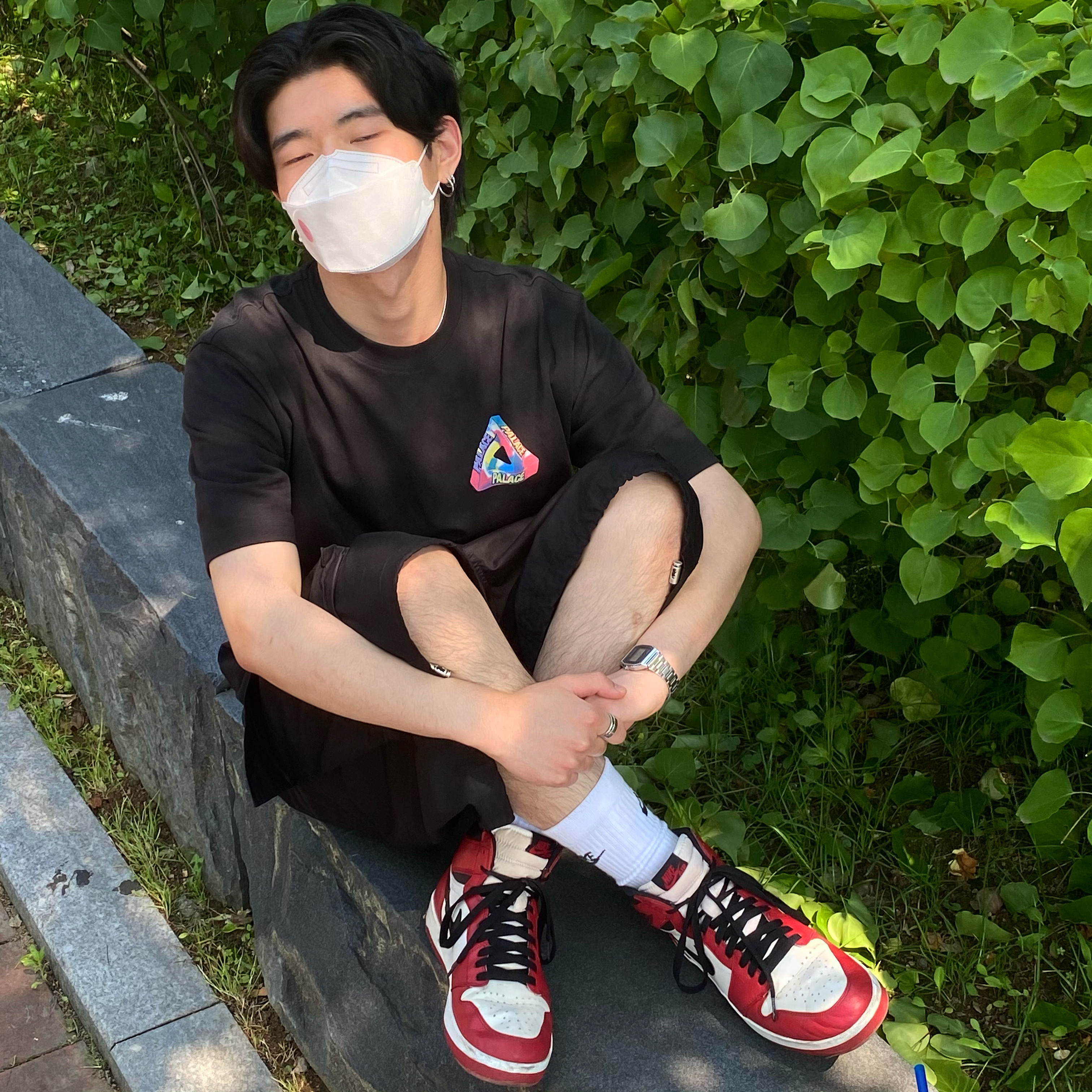 Palace I Don’t Skate On A Sunday T-Shirt Black - 20SS, Jordan 1.5 Retro Chicago 2015 착용 스타일