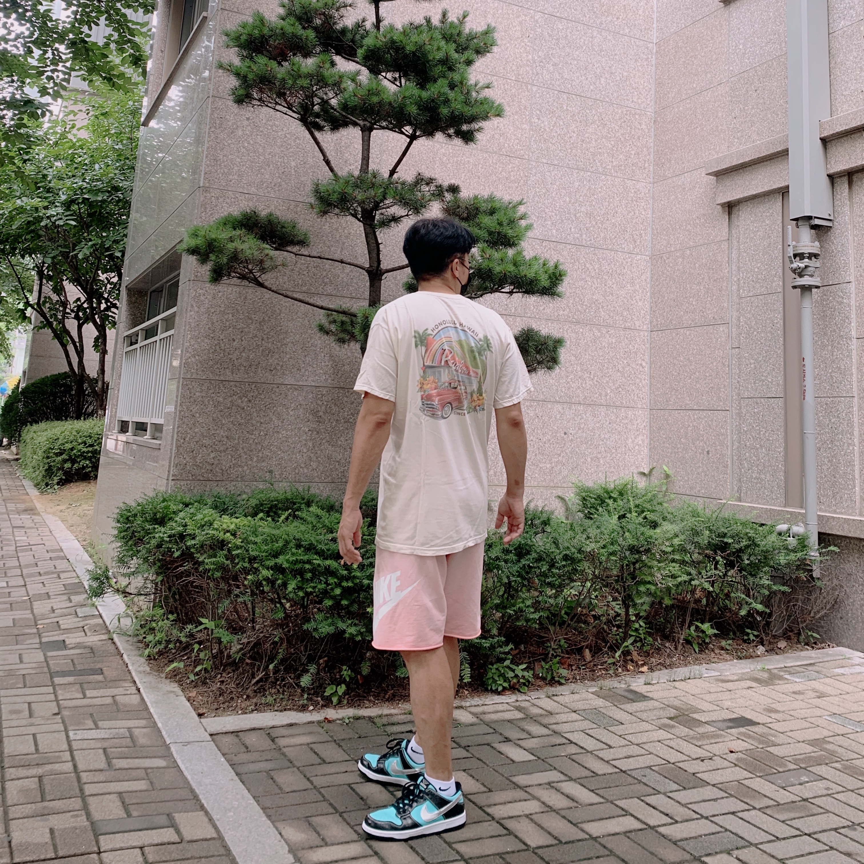 Nike x Diamond Supply Co. SB Dunk Low Tiffany 착용 스타일