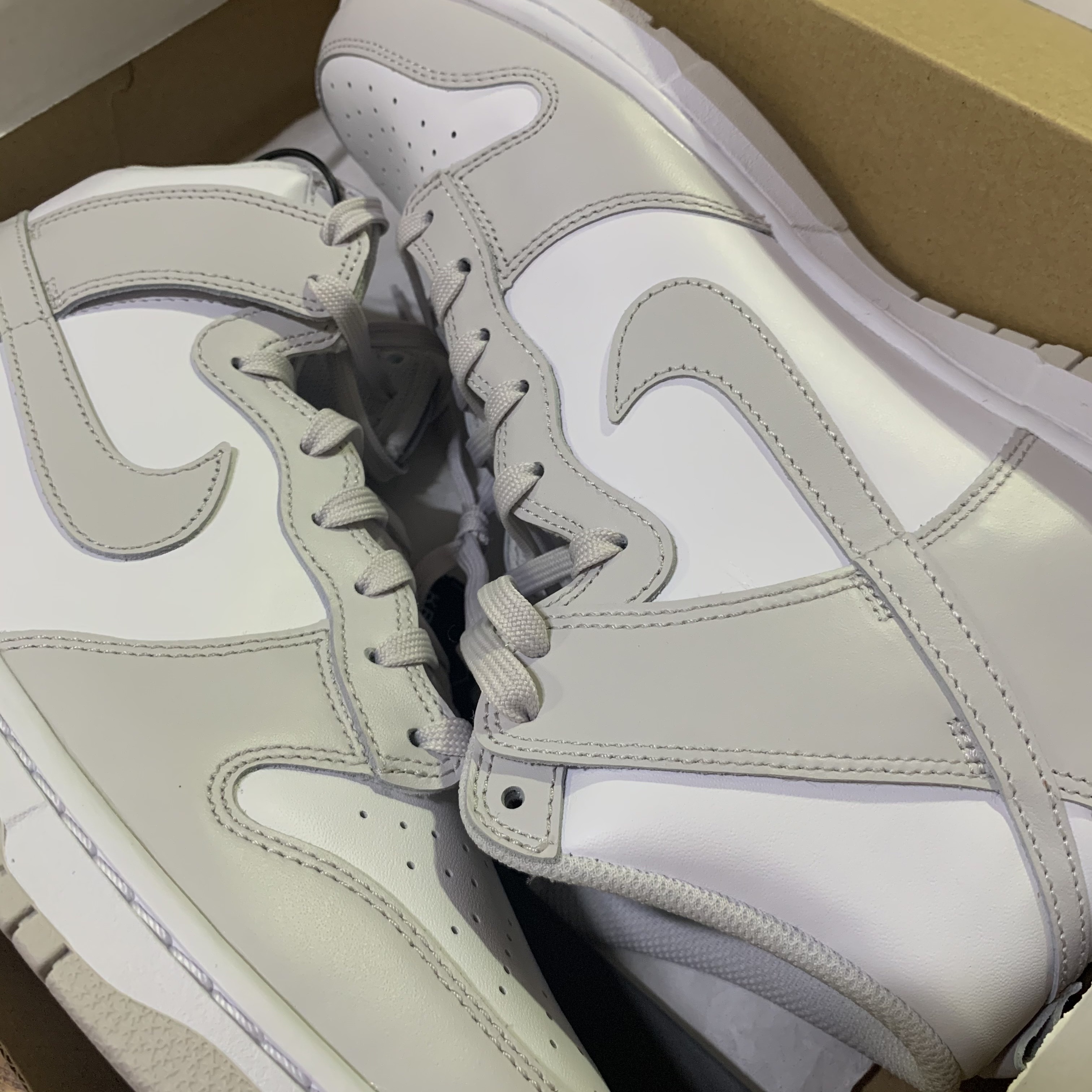 Nike Dunk High Retro Vast Grey 착용 스타일