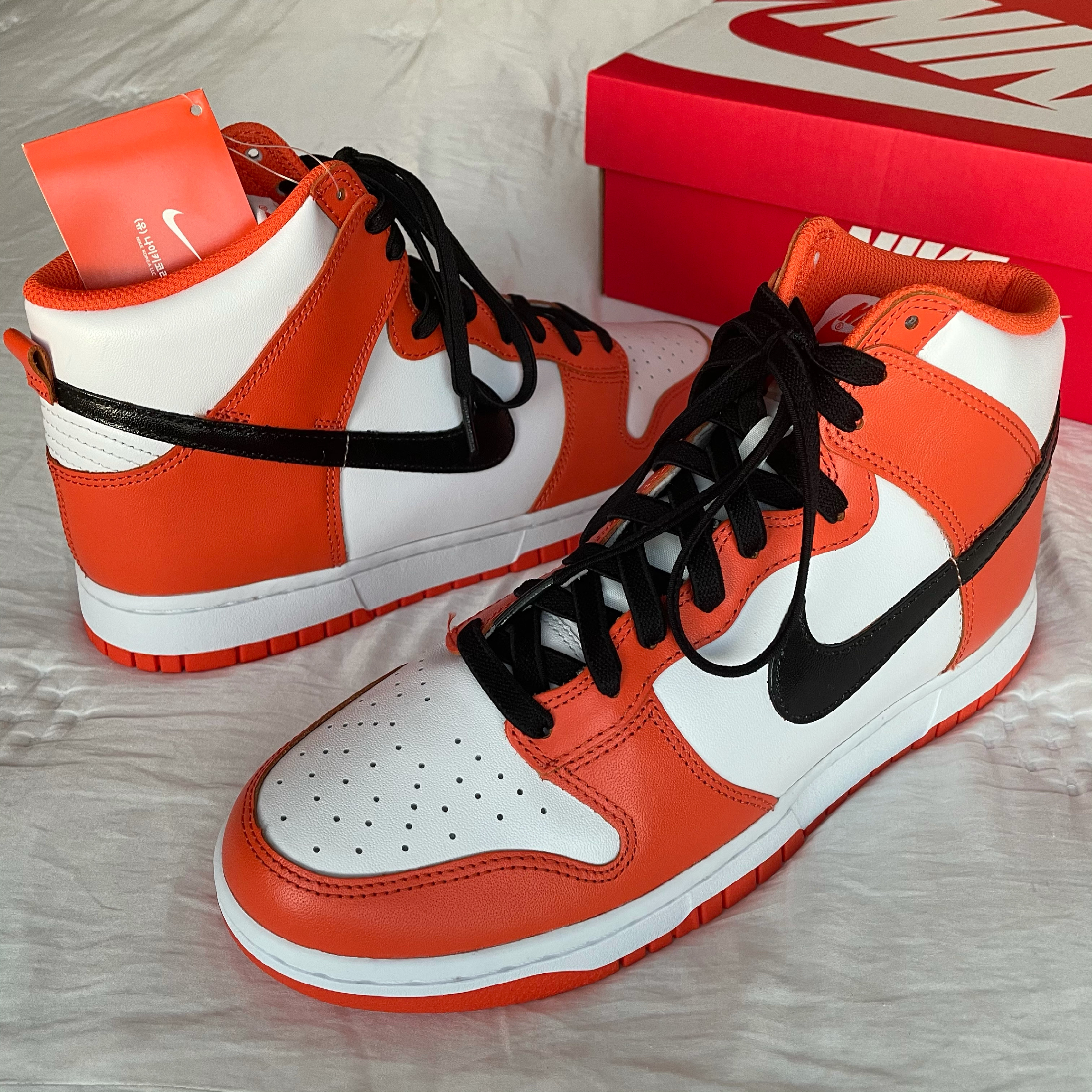 Nike Dunk High Retro Orange Blaze 착용 스타일