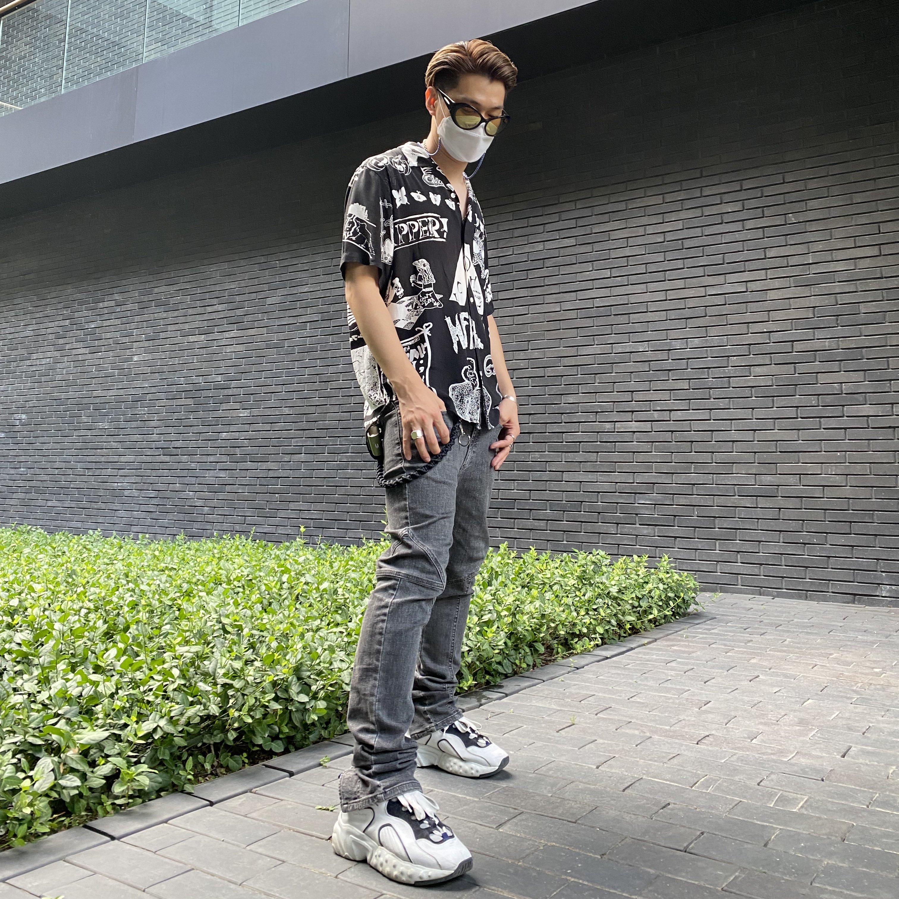 (W) Acne Studios Manhattan Leather Sneakers Multi White - 19FW/20SS 착용 스타일 - 1