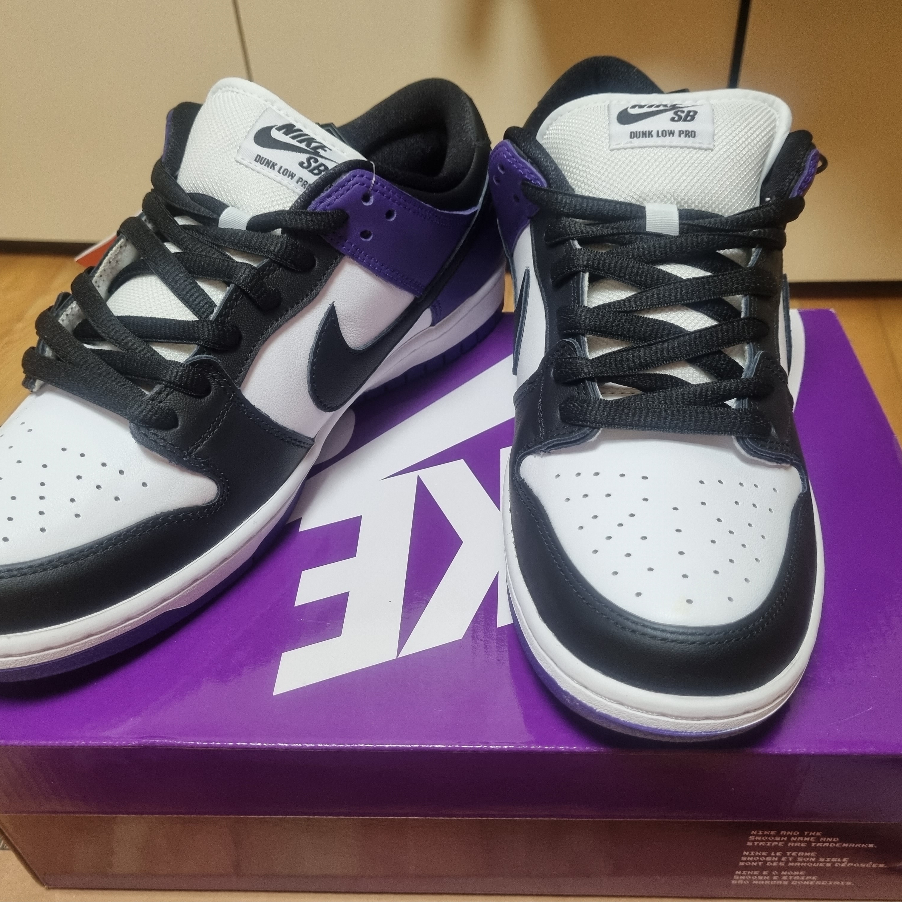 Nike SB Dunk Low Pro Court Purple 착용 스타일 - 1