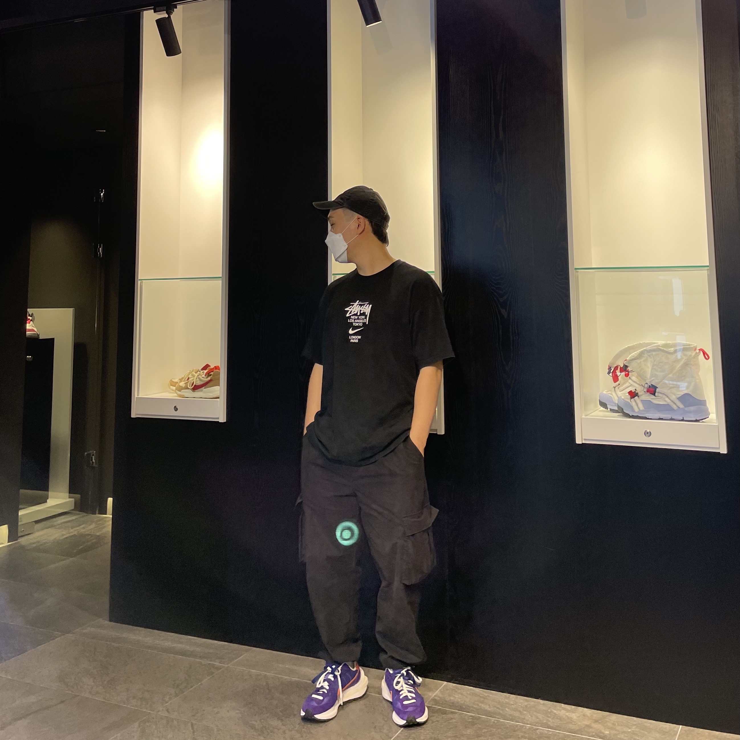 Nike x Sacai VaporWaffle Dark Iris, Nike x Stussy WT T-Shirt Black - US/EU 착용 스타일