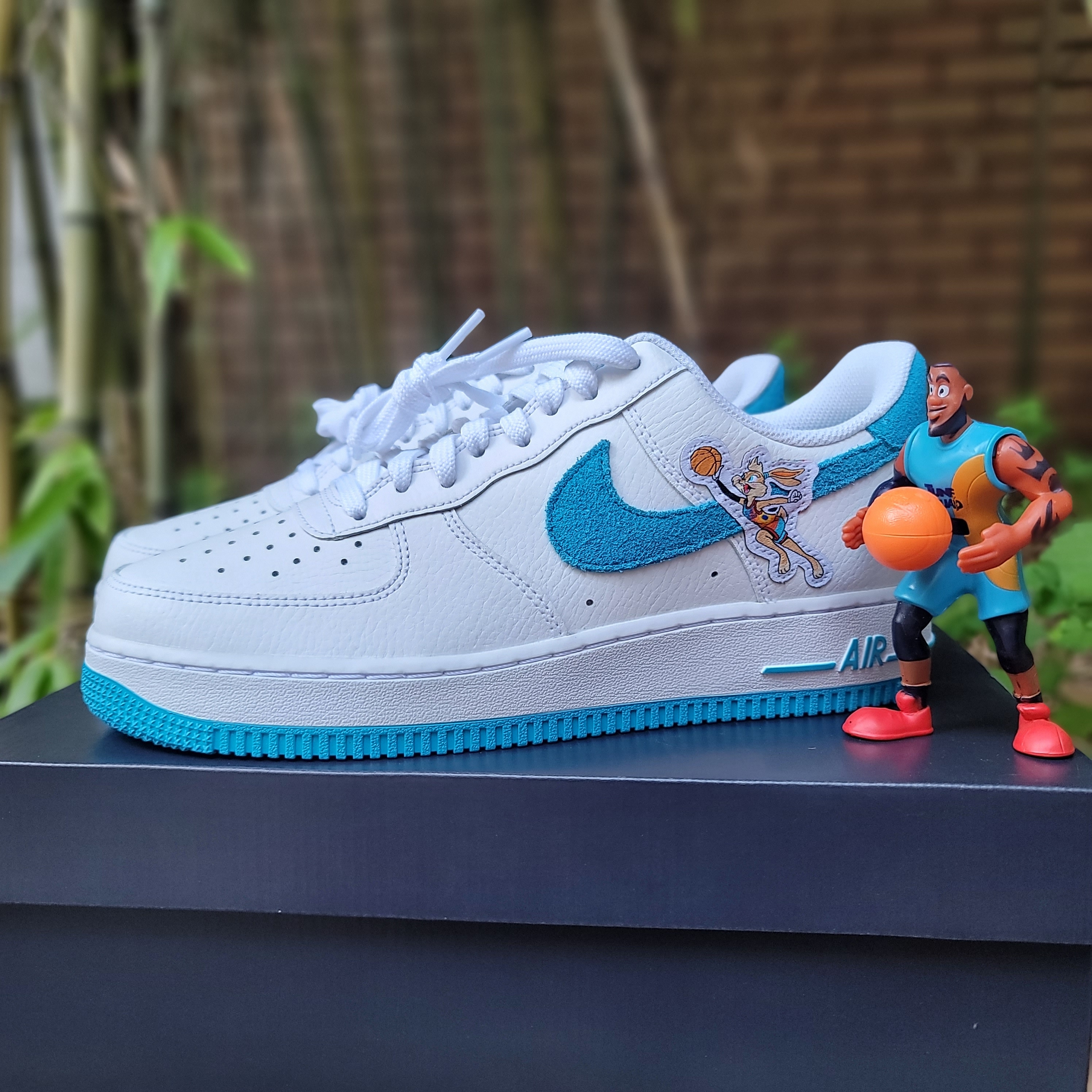 Nike x Space Jam: A New Legacy Air Force 1 '07 Tune Squad 착용 스타일 - 1