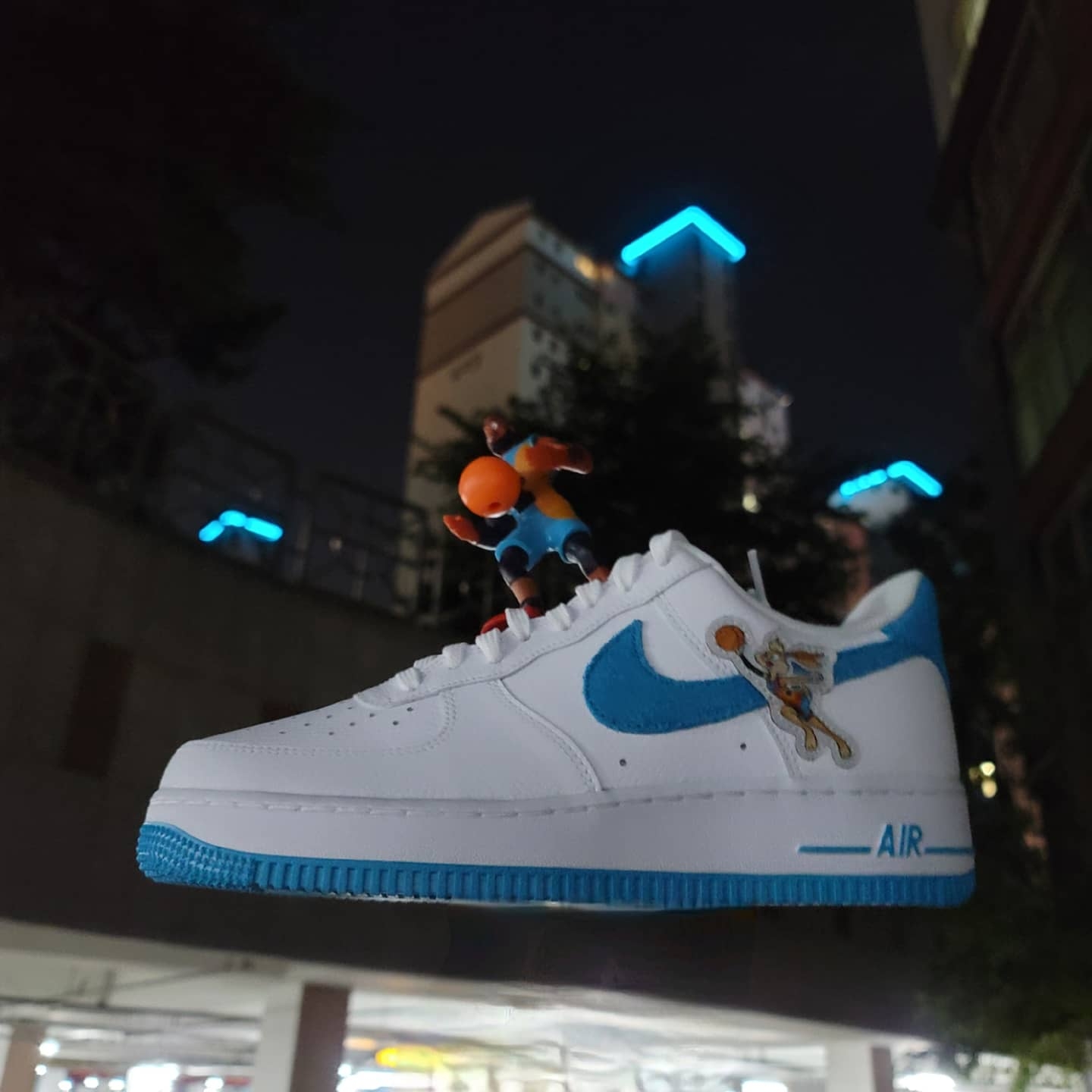 Nike x Space Jam: A New Legacy Air Force 1 '07 Tune Squad 착용 스타일 - 2