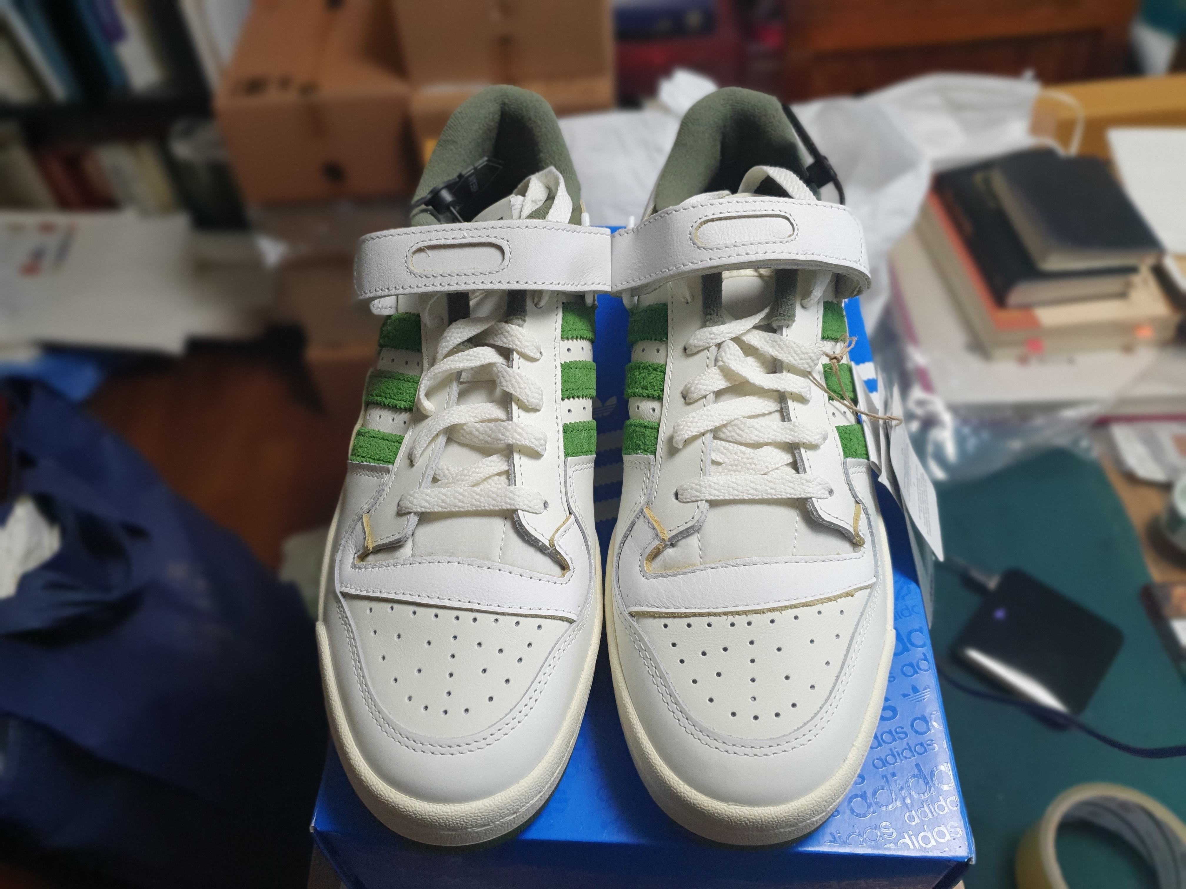 Adidas Forum 84 Low Crew Green 착용 스타일 - 2