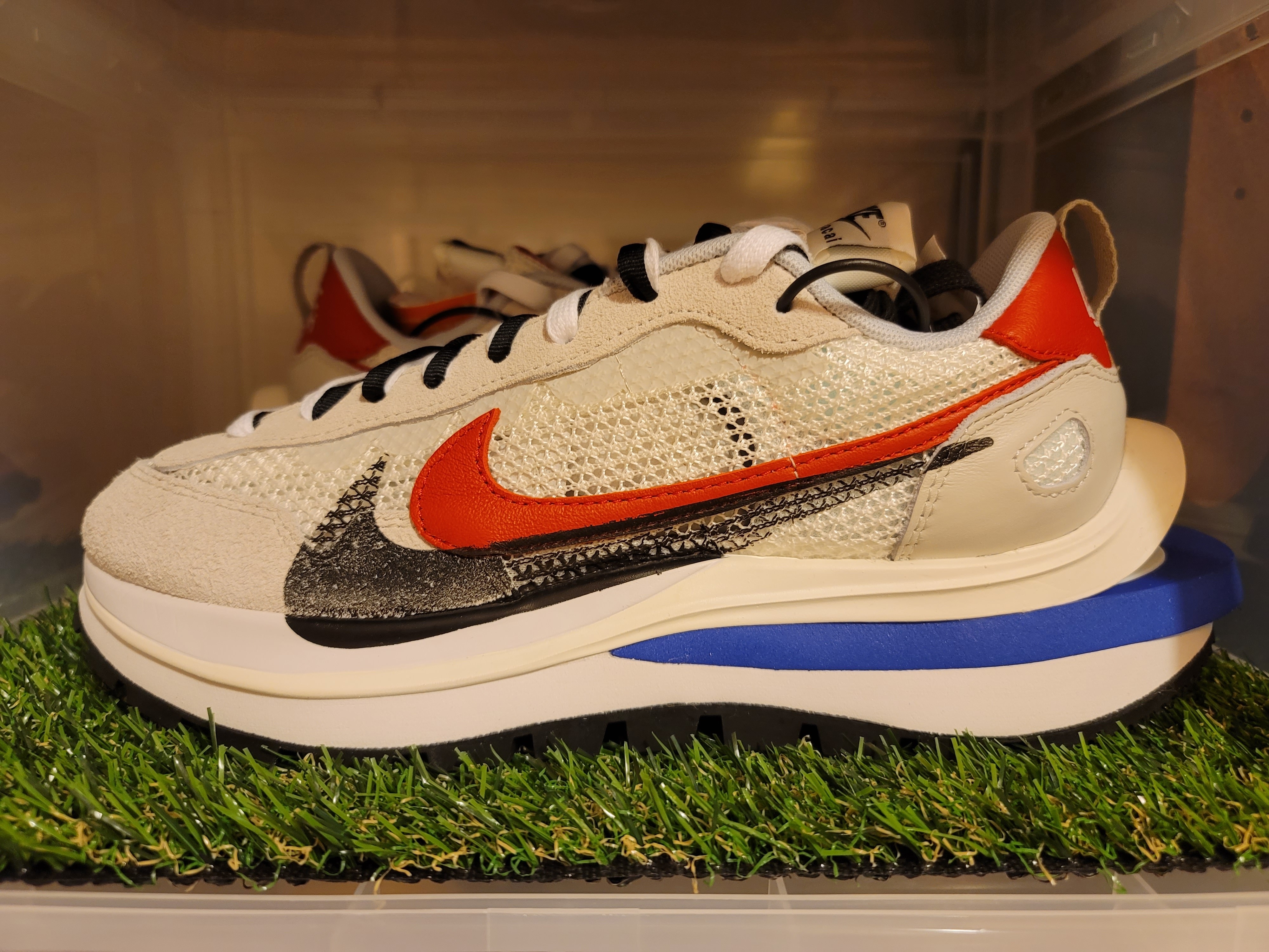 Nike x Sacai VaporWaffle Royal Fuchsia 착용 스타일