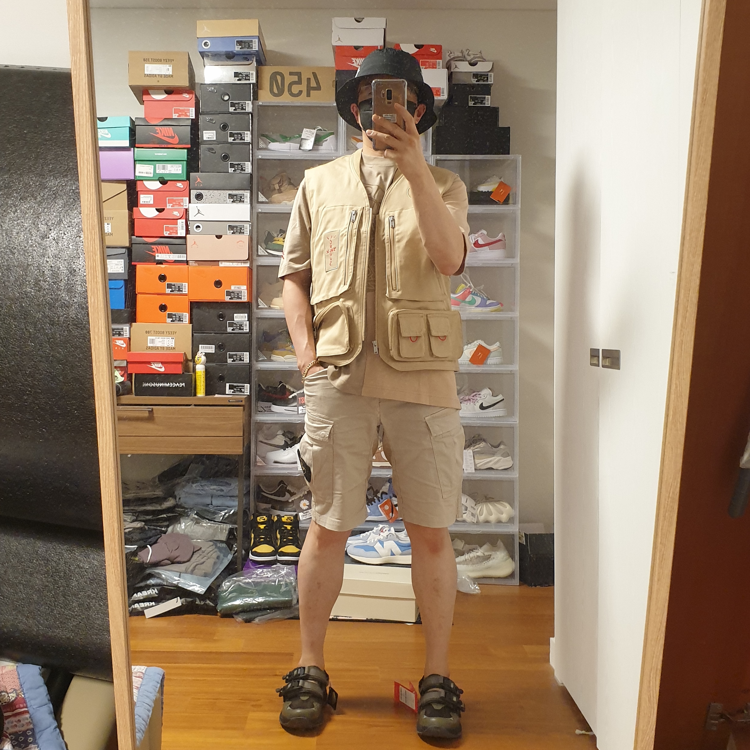 Jordan x Travis Scott Utility Vest - Asia, Jordan x Travis Scott S/S Top - Asia 착용 스타일 - 2