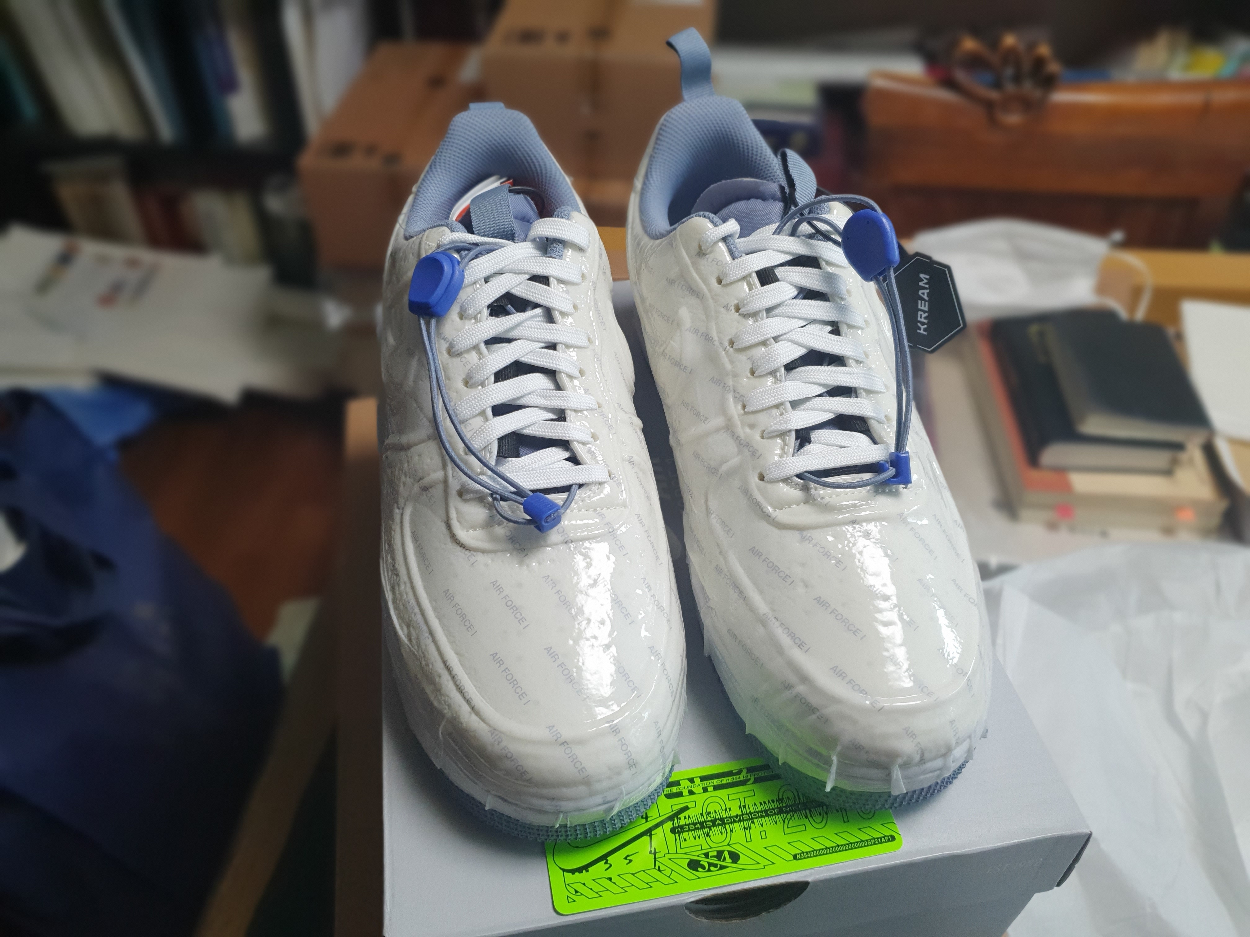 Nike Air Force 1 Low Experimental Postal Ghost 착용 스타일 - 2
