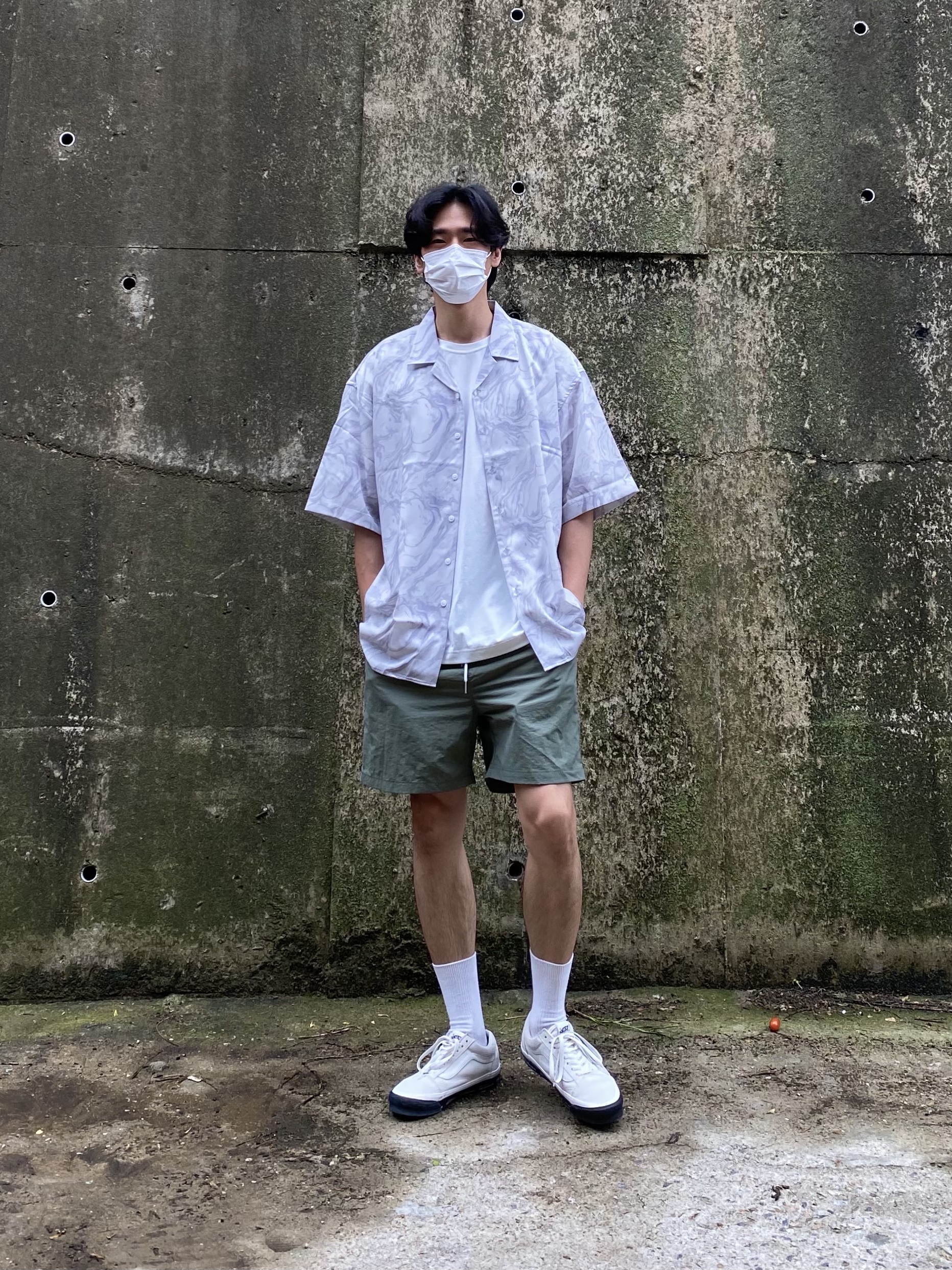 Vans Vault x WTAPS Old Skool LX White Black 착용 스타일 - 3