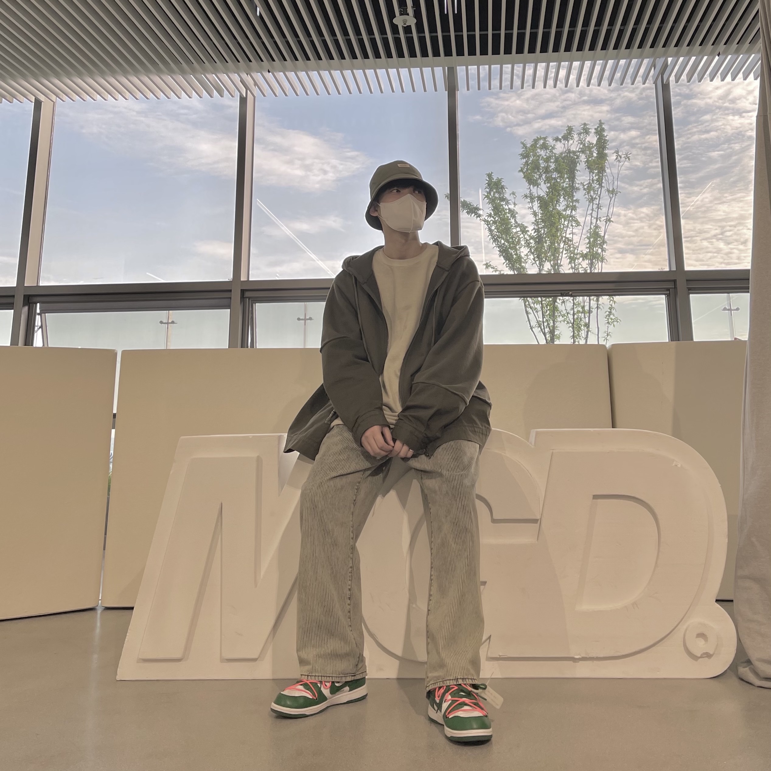 Nike x Off-White Dunk Low Pine Green 착용 스타일