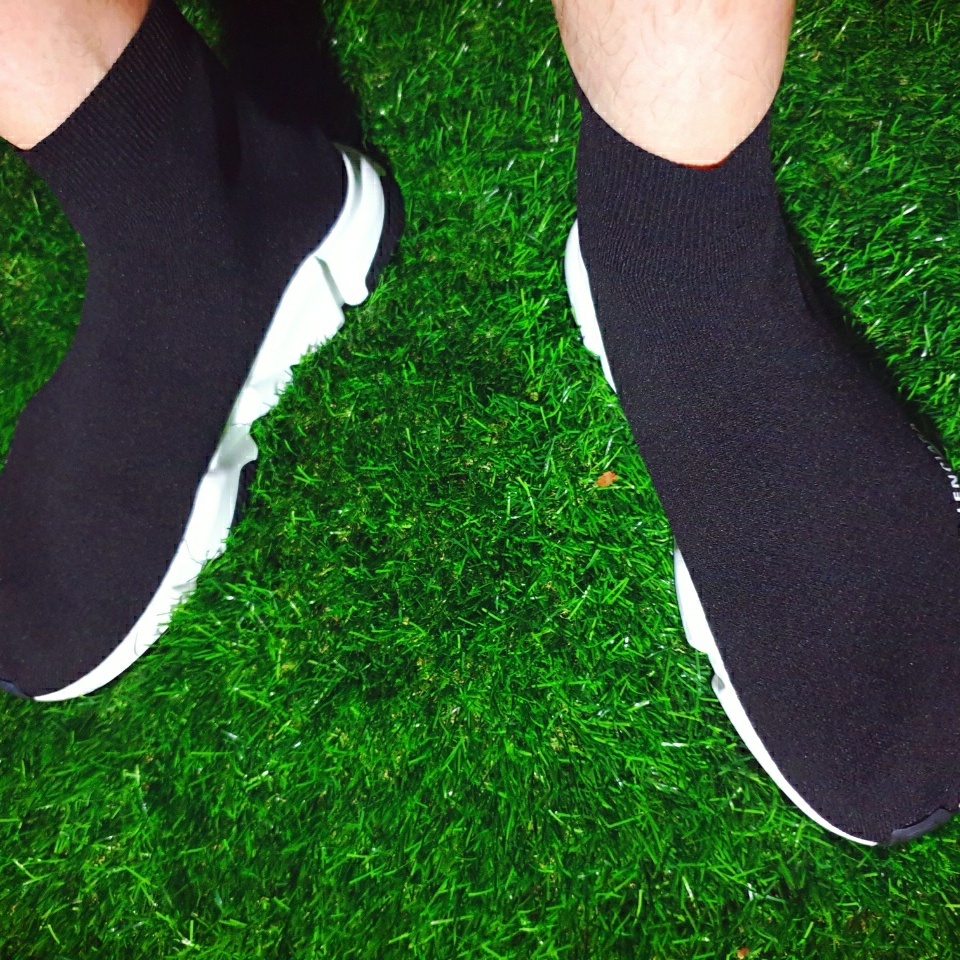Balenciaga Speed Trainer Black White 2020 착용 스타일 - 4