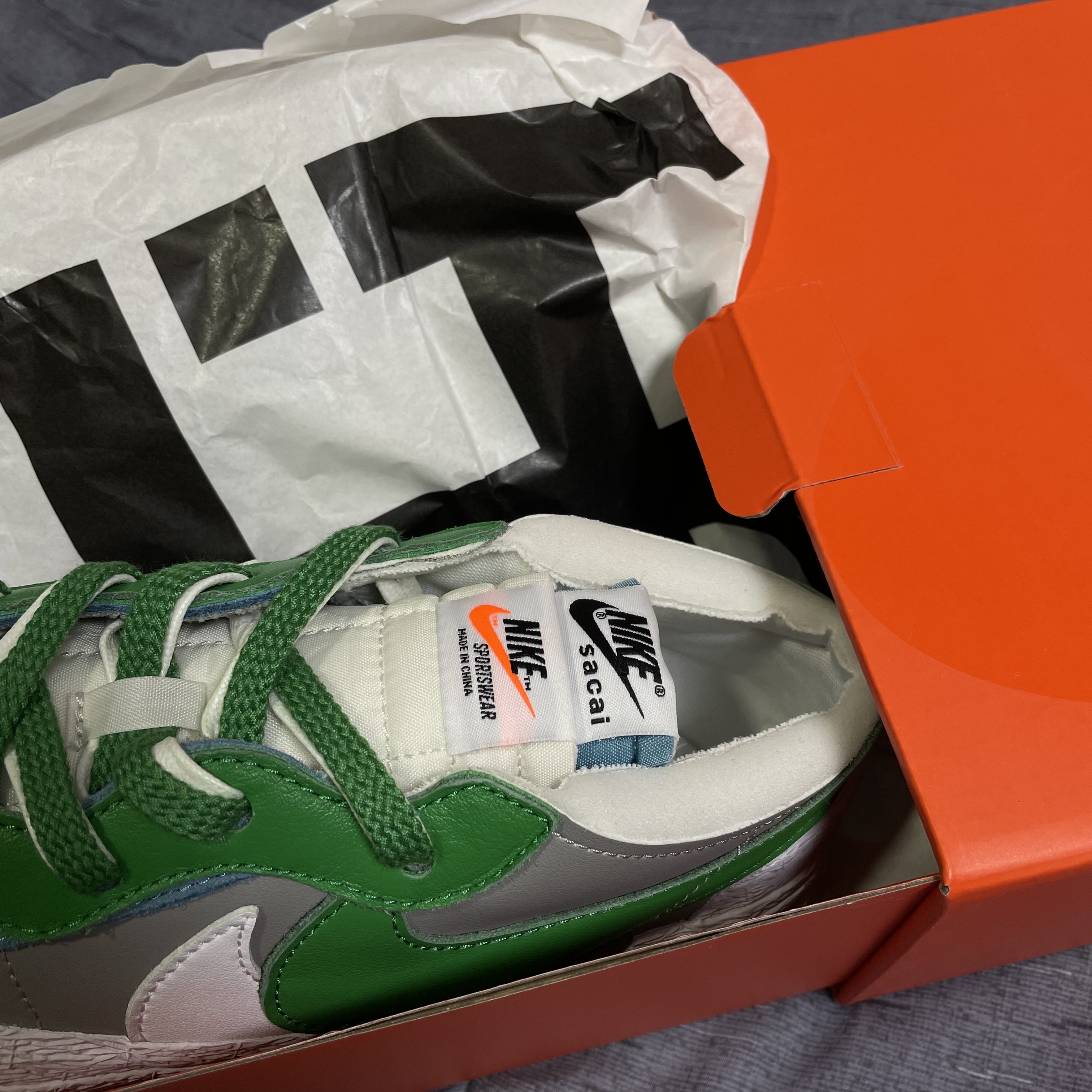 Nike x Sacai Blazer Low Classic Green 착용 스타일 - 1