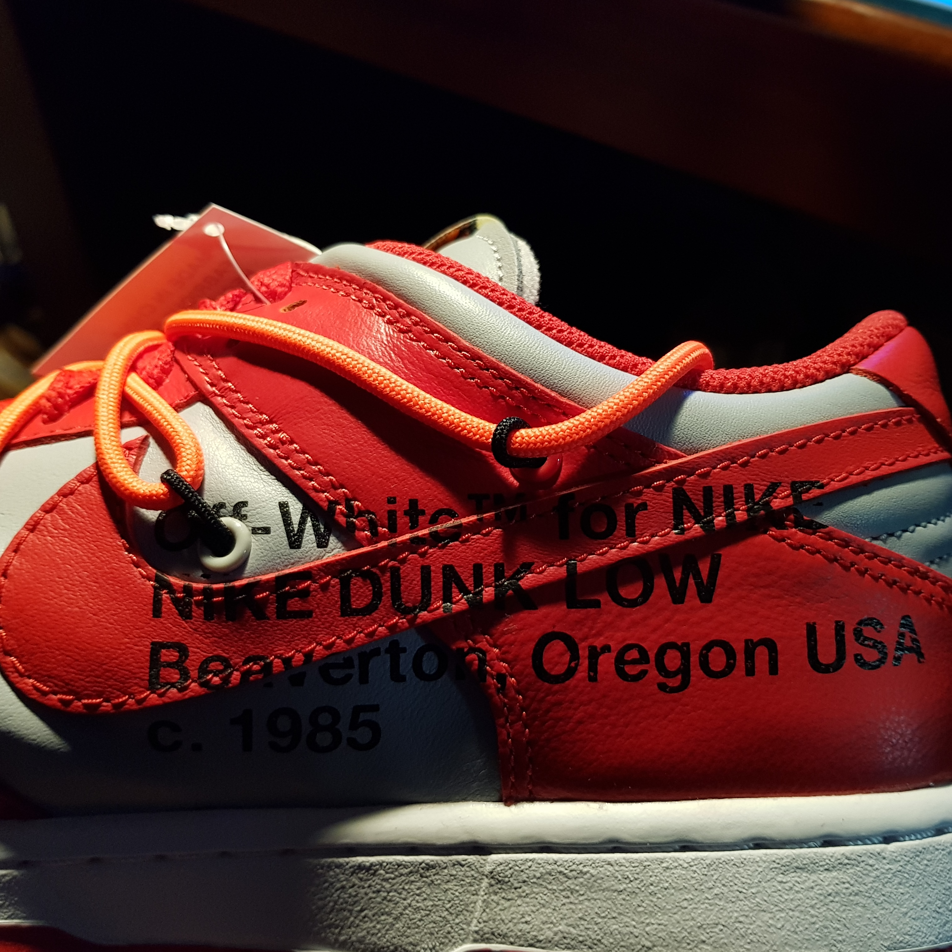 Nike x Off-White Dunk Low University Red 착용 스타일 - 3