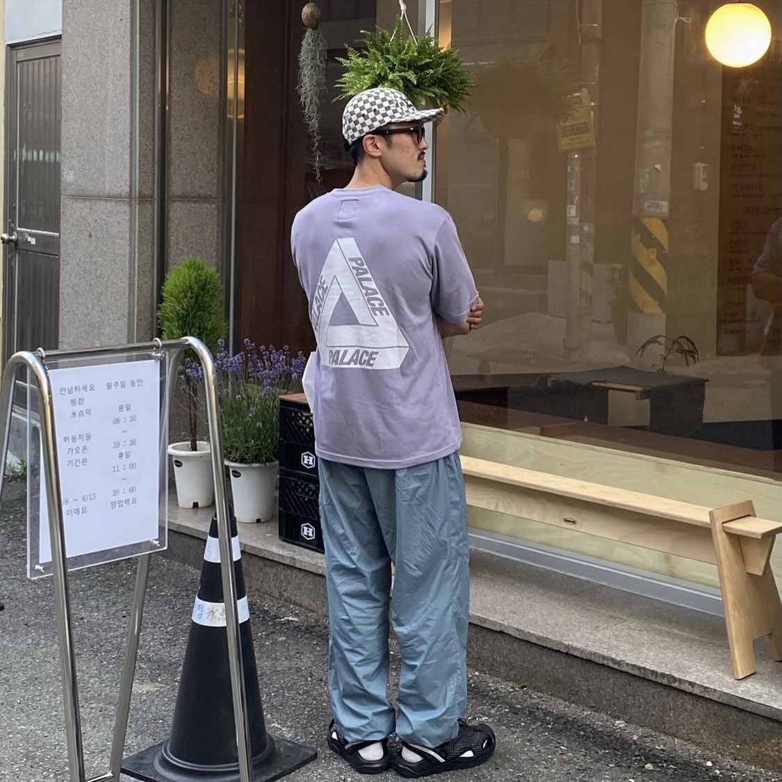 Palace x The North Face Purple Label HS Logo T-Shirt Purple, Supreme Checkerboard Boucle Camp Cap Black - 19SS 착용 스타일 - 2
