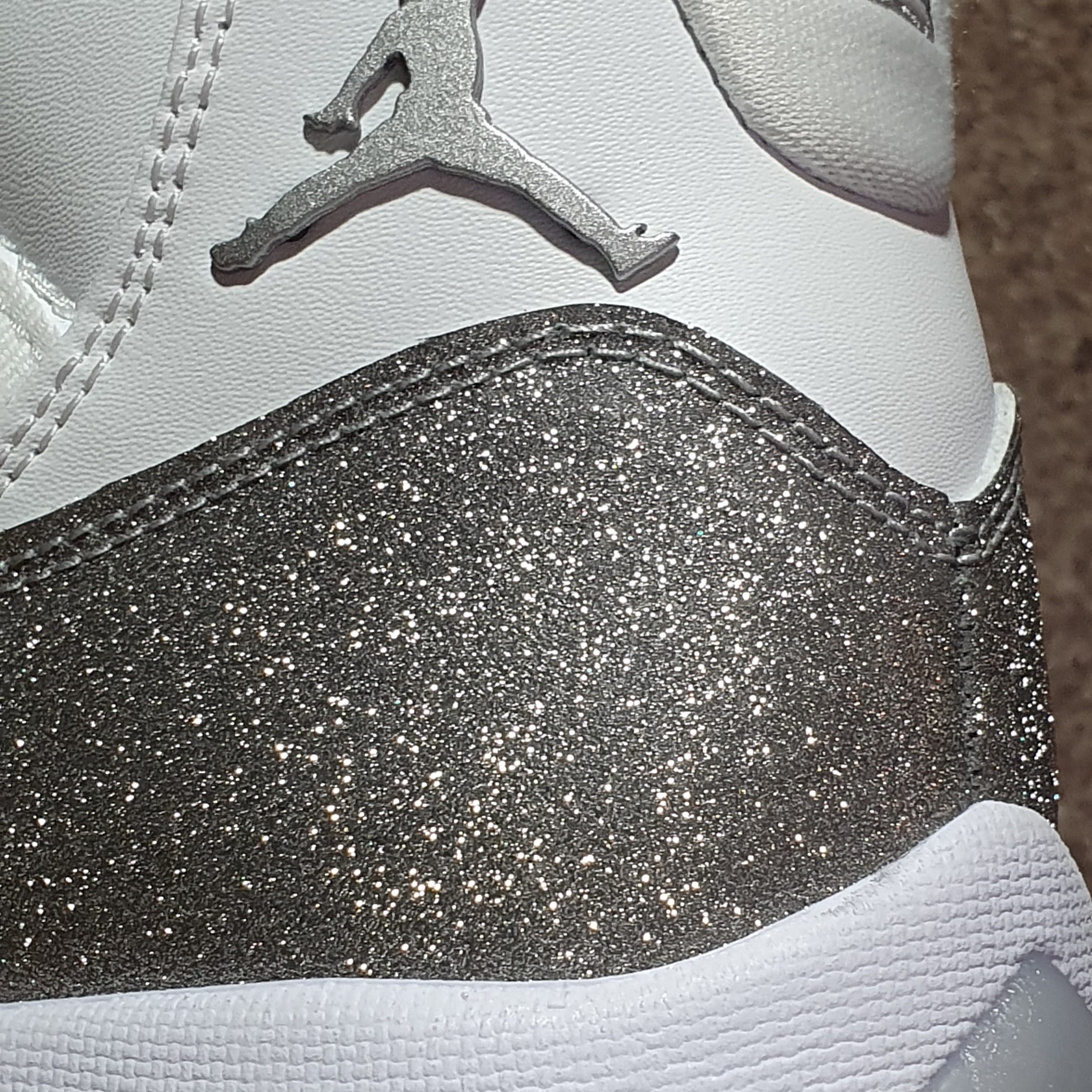 (W) Jordan 11 Retro Vast Grey 착용 스타일 - 4