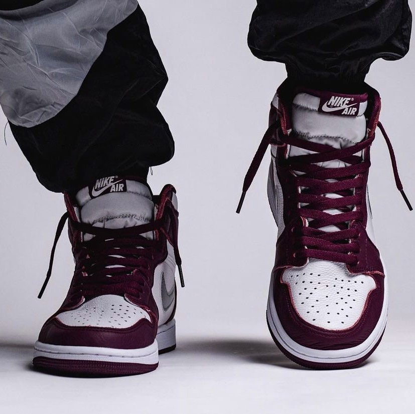 Jordan 1 Retro High OG Bordeaux, (GS) Jordan 1 Retro High OG Bordeaux 착용 스타일 - 3