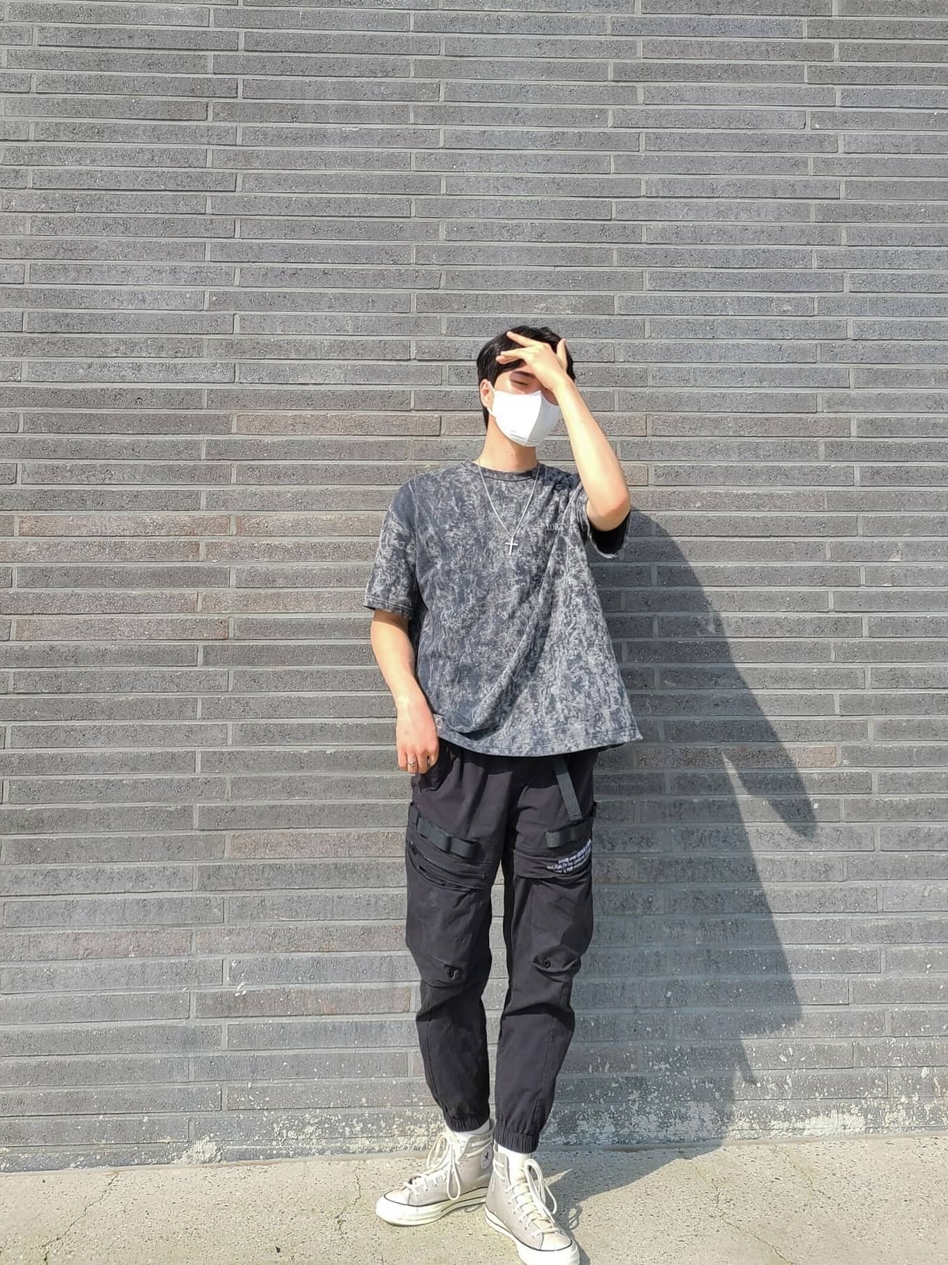 Converse x Fear of God Essentials Chuck 70 Hi Grey 착용 스타일