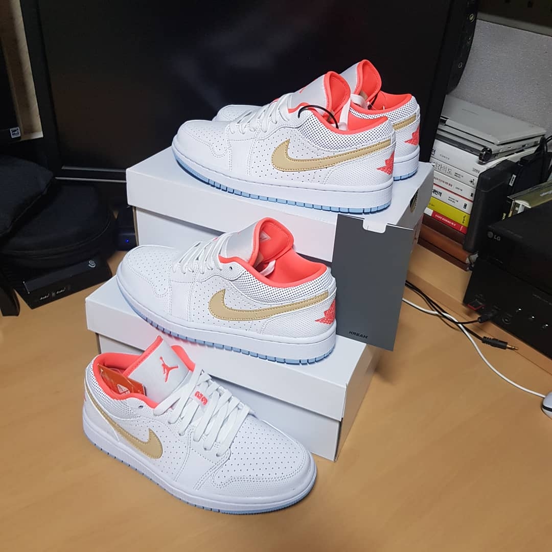 (W) Jordan 1 Low SE White Sesame 착용 스타일 - 3