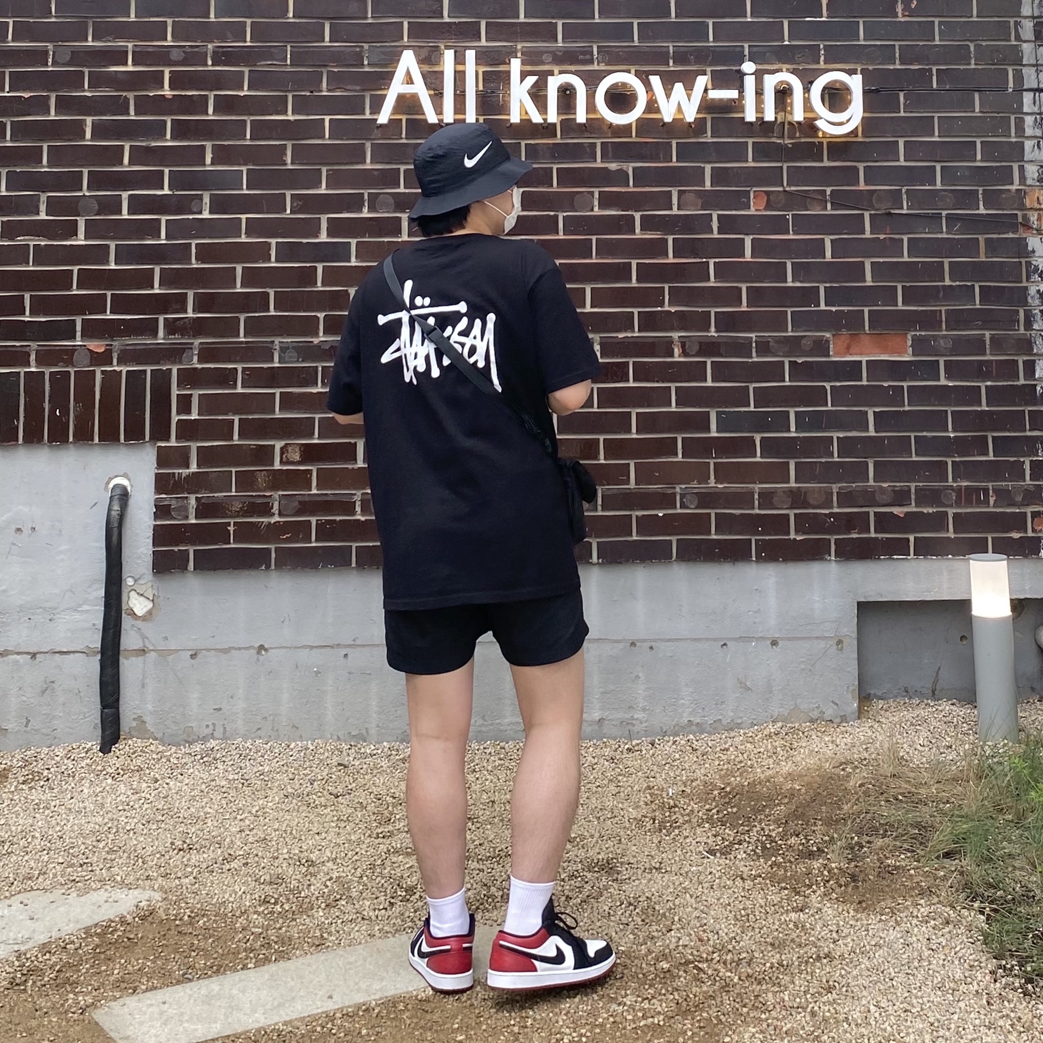 Jordan 1 Low Black Toe, Nike x Stussy Bucket Hat Black 착용 스타일