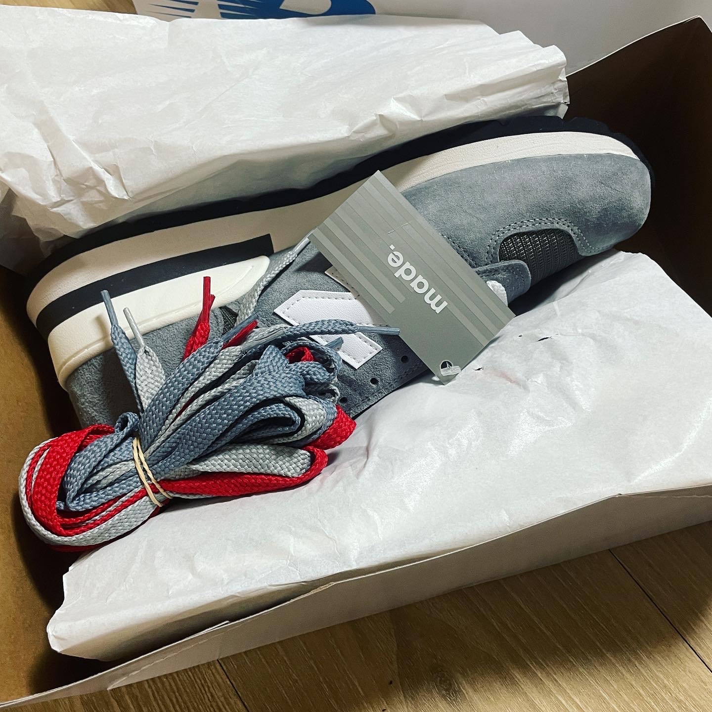 New Balance 990vs1 Made in USA Grey 착용 스타일 - 1