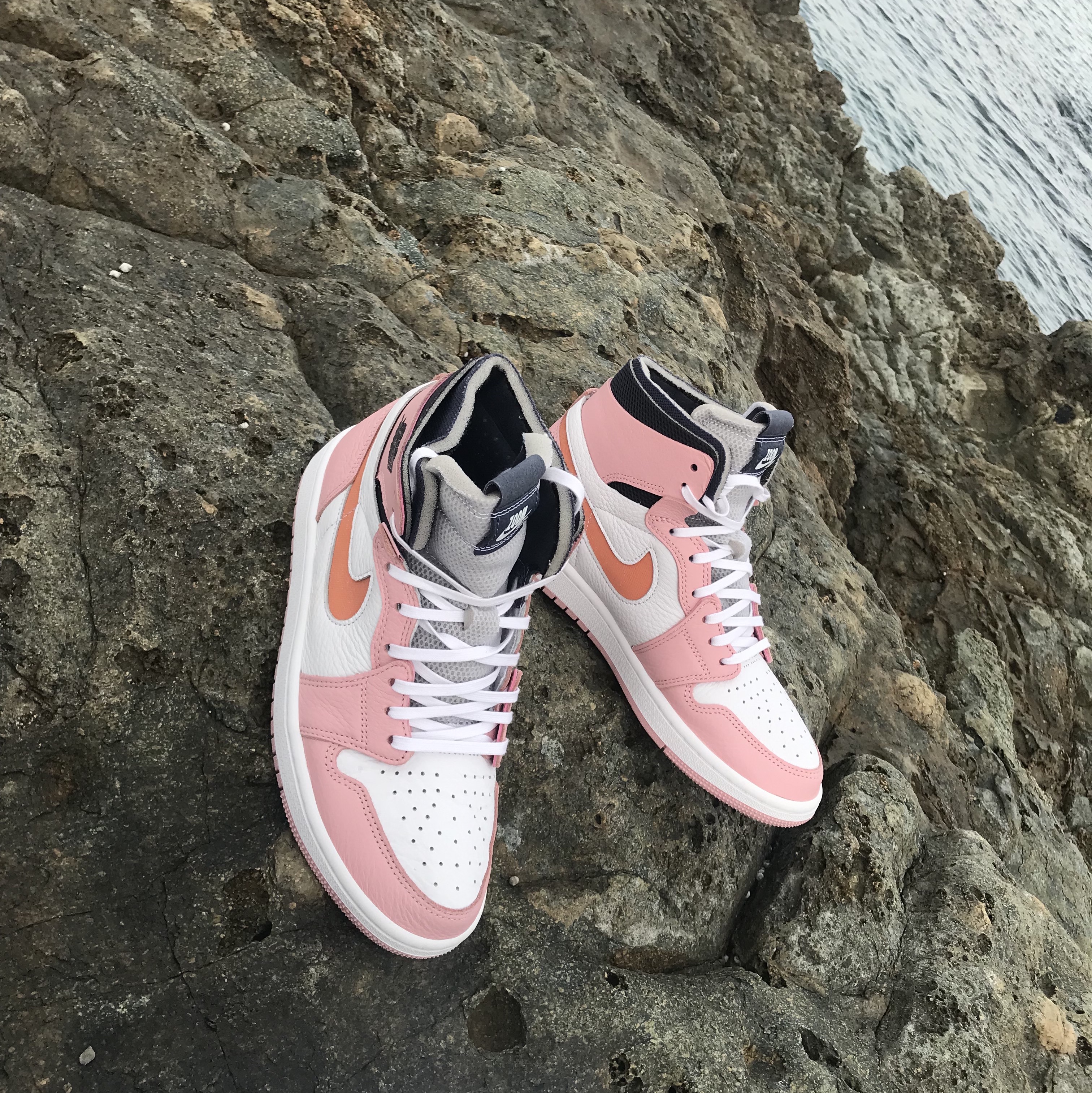 (W) Jordan 1 Zoom Air CMFT Pink Glaze 착용 스타일 - 3
