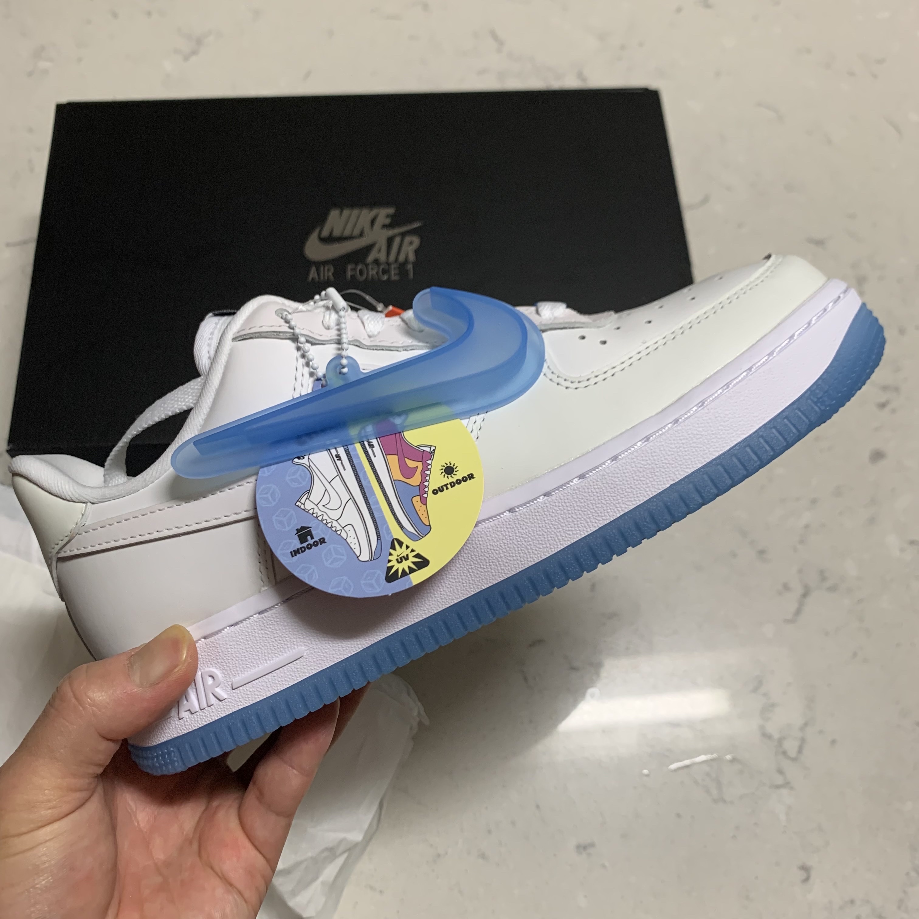 (W) Nike Air Force 1 '07 LX Photochromic 착용 스타일