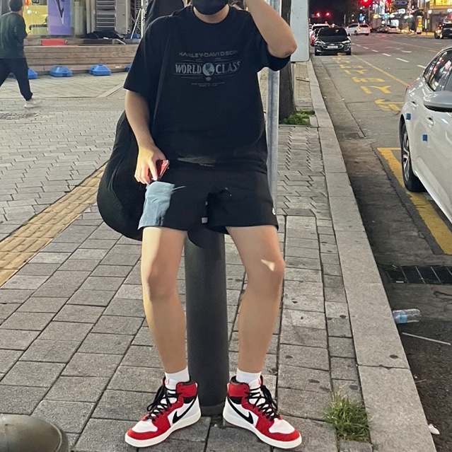 Jordan 1 KO Chicago 2021 착용 스타일 - 2