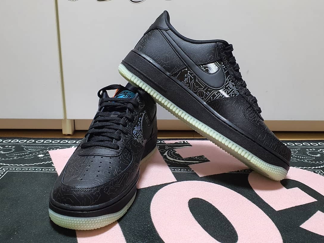 Nike x Space Jam: A New Legacy Air Force 1 '07 Computer Chip 착용 스타일 - 1
