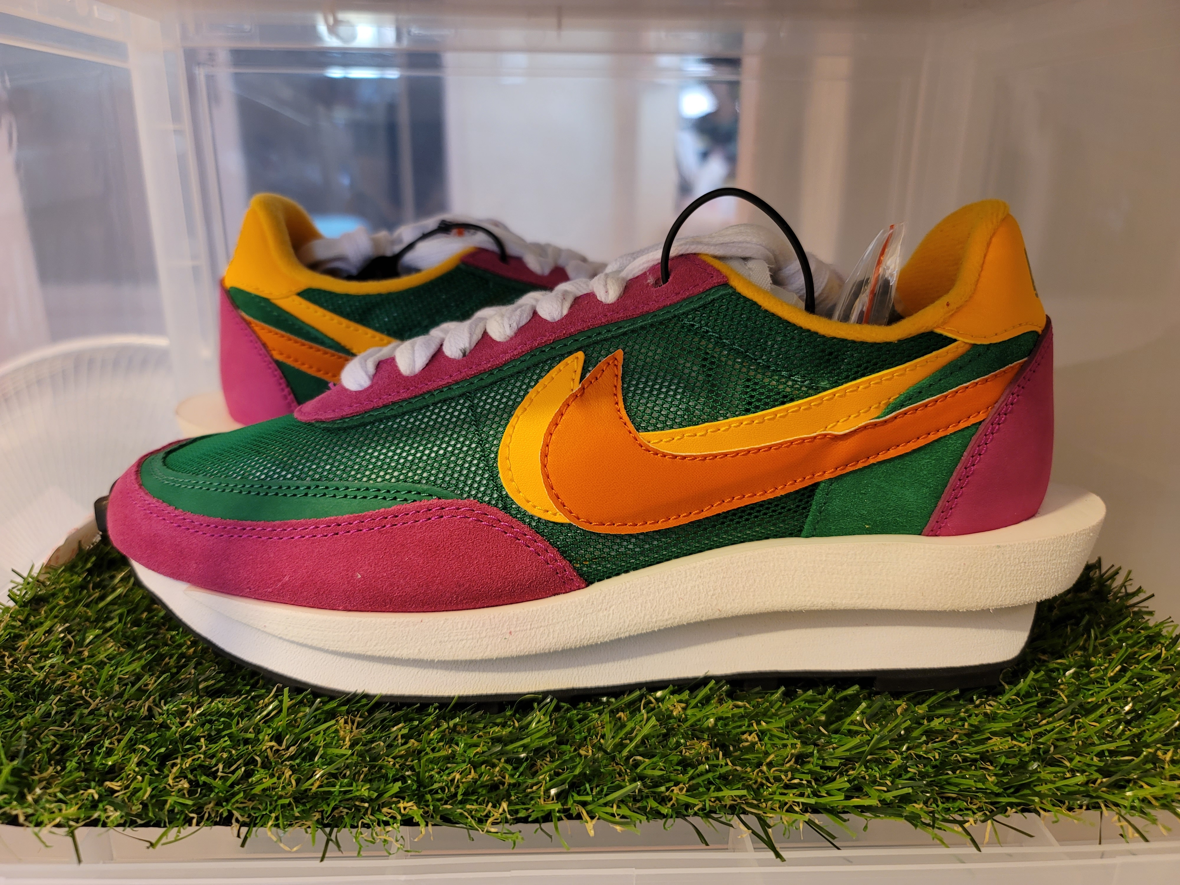 Nike x Sacai LDWaffle Pine Green 착용 스타일