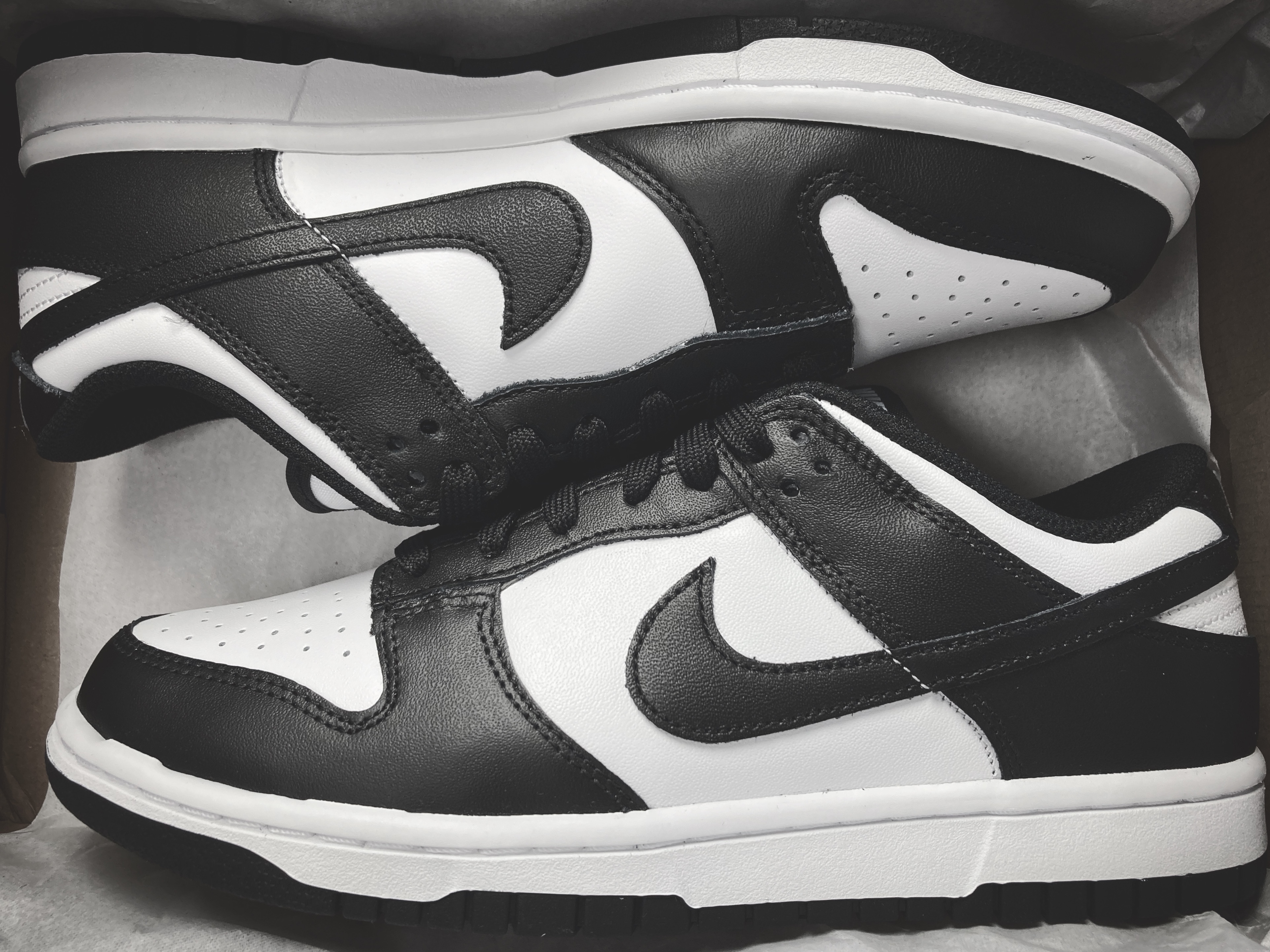 (W) Nike Dunk Low Black 착용 스타일