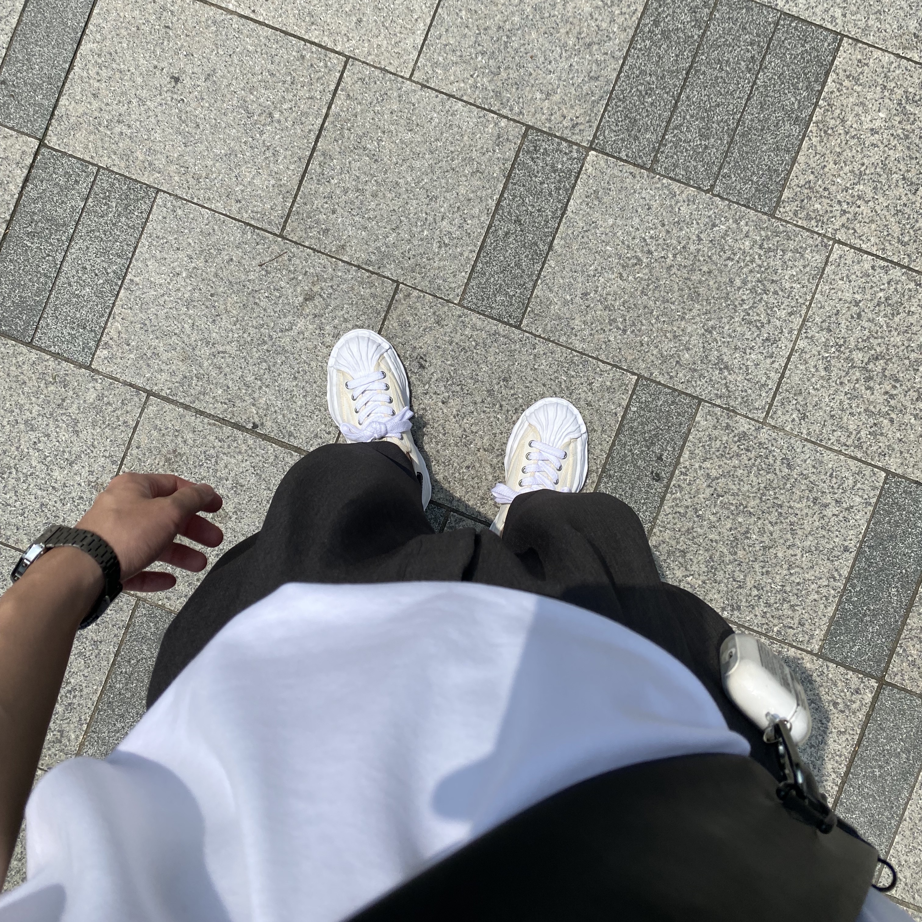 Maison Mihara Yasuhiro Blakey OG Sole Canvas Low-top Sneakers White 착용 스타일