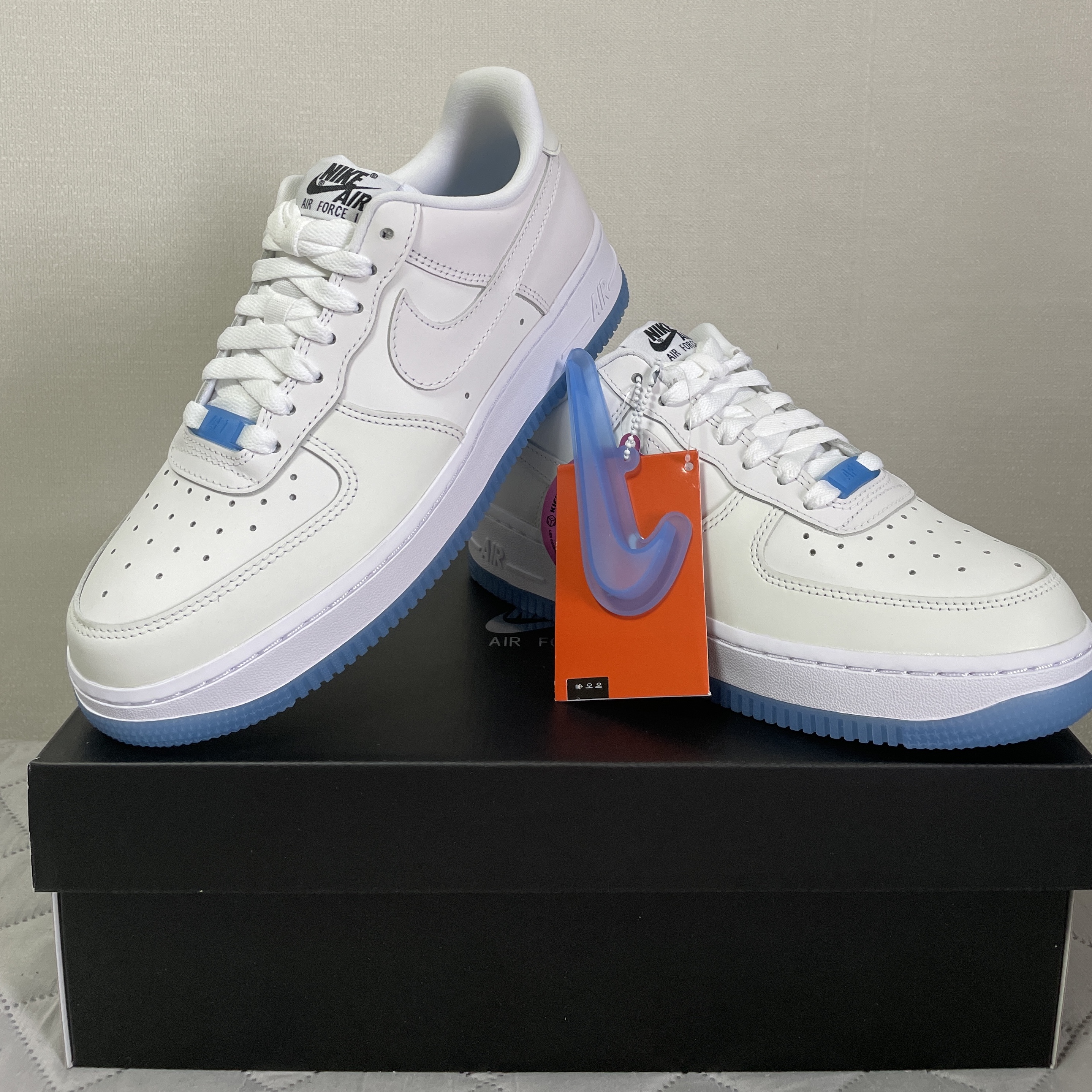 (W) Nike Air Force 1 '07 LX Photochromic 착용 스타일