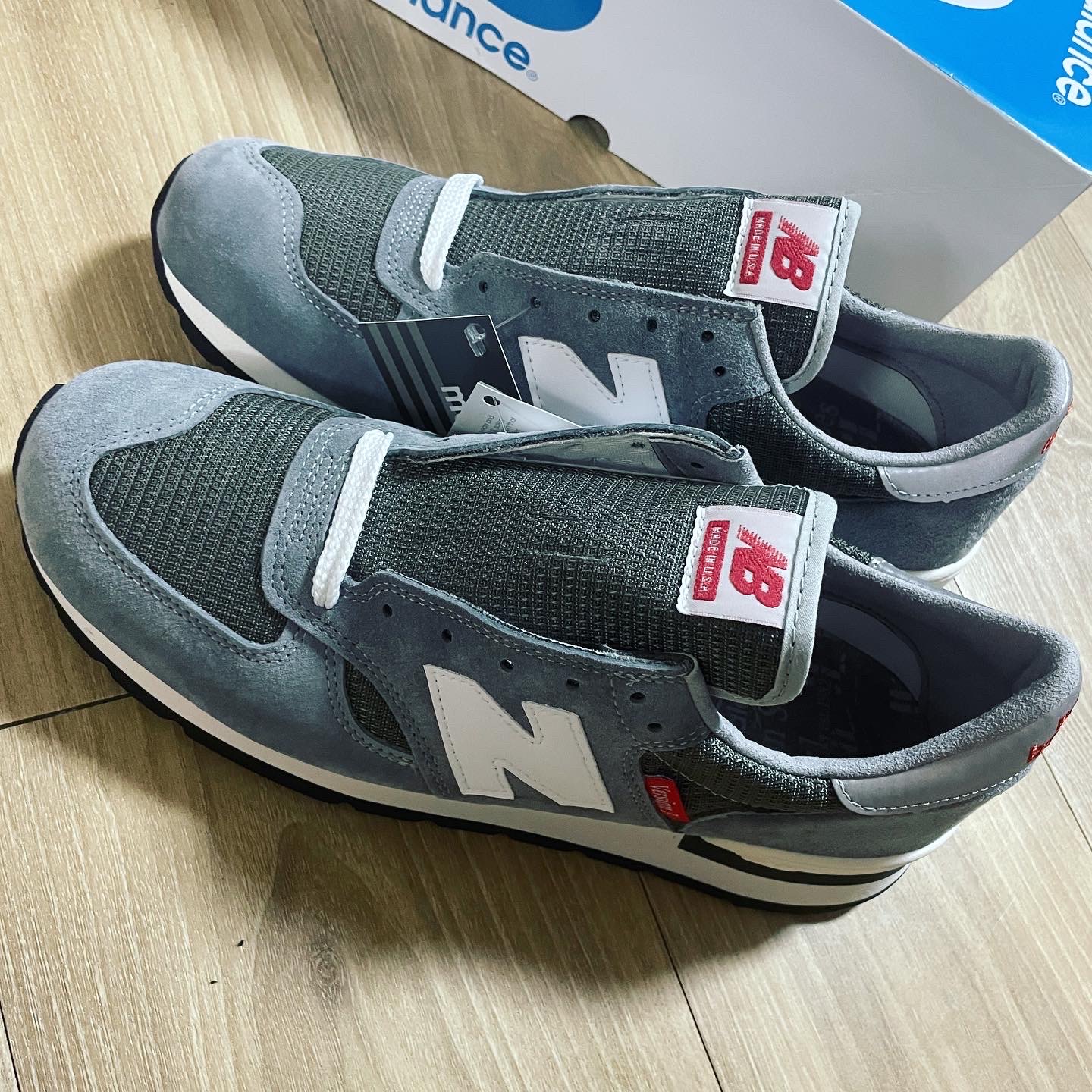 New Balance 990vs1 Made in USA Grey 착용 스타일 - 2