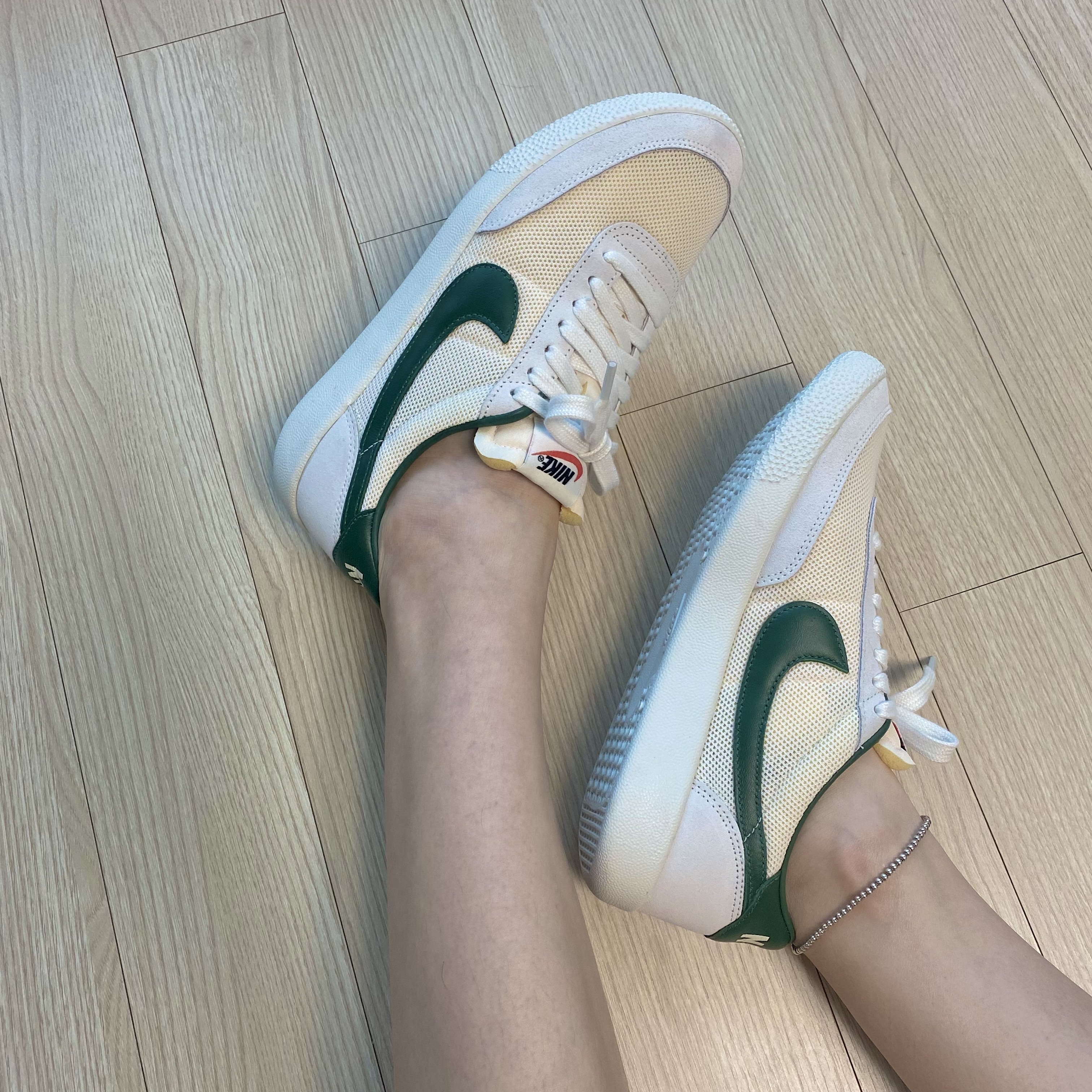Nike Killshot OG Sail Gorge Green 착용 스타일 - 1