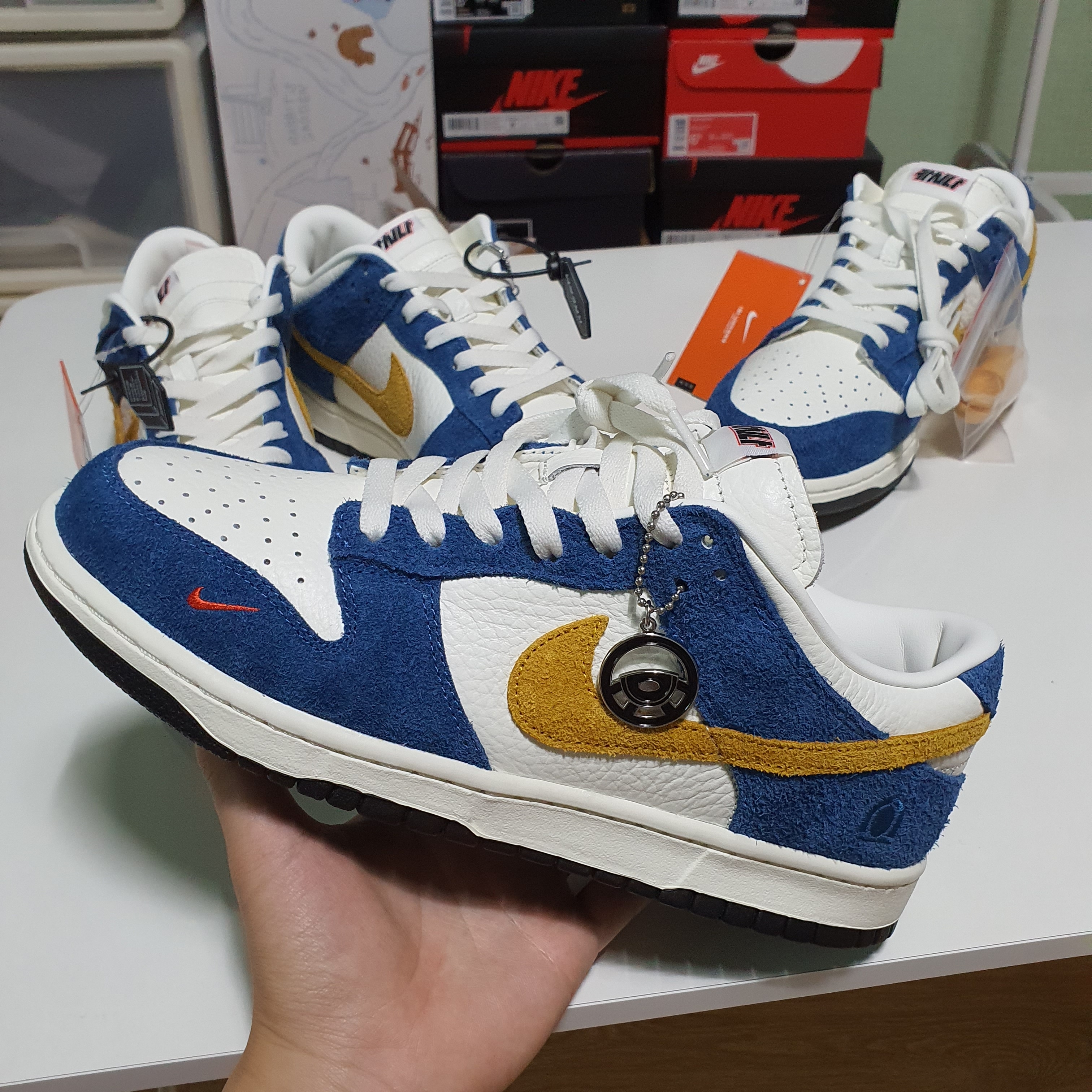 Nike x Kasina Dunk Low 80's Bus 착용 스타일