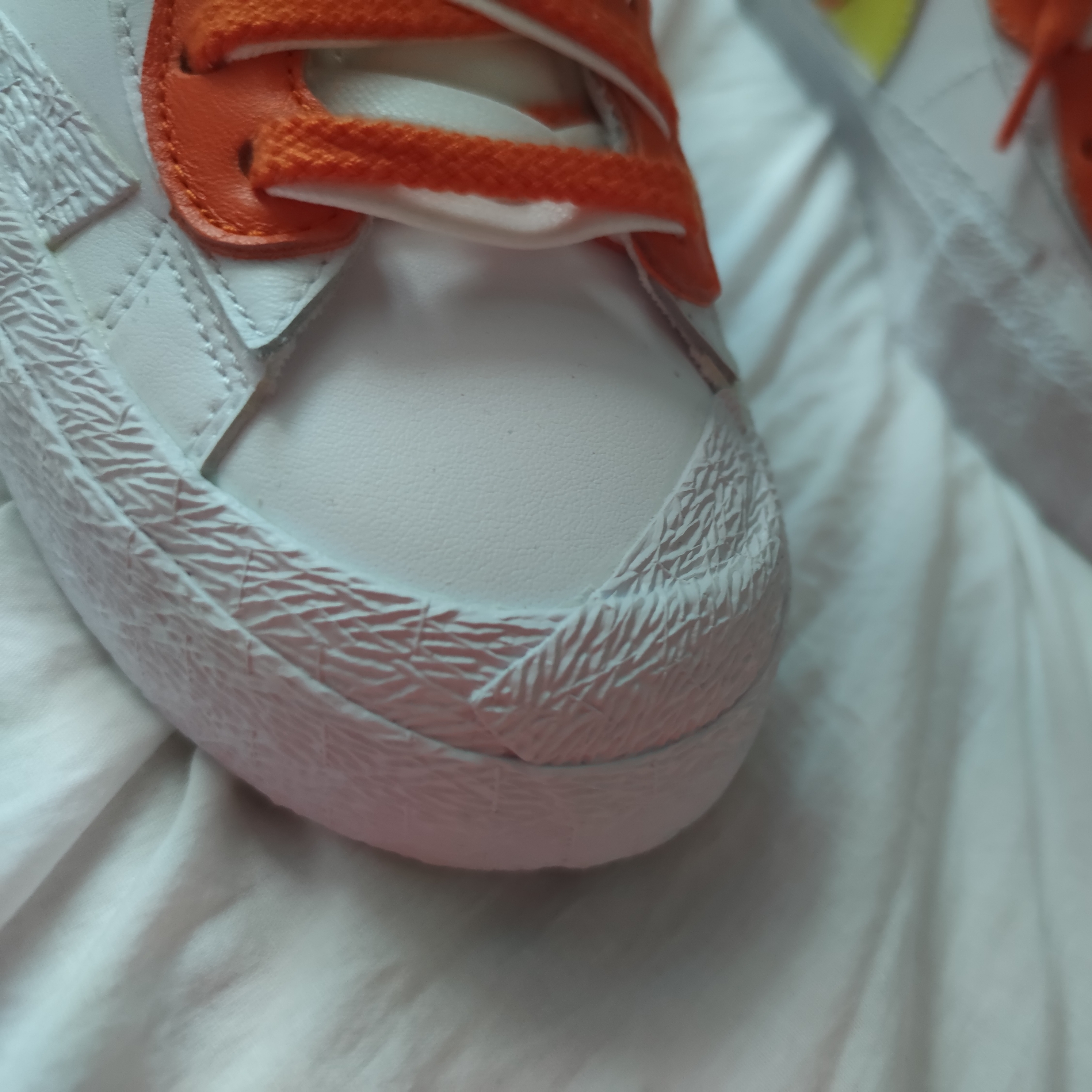 Nike x Sacai Blazer Low Magma Orange 착용 스타일 - 5