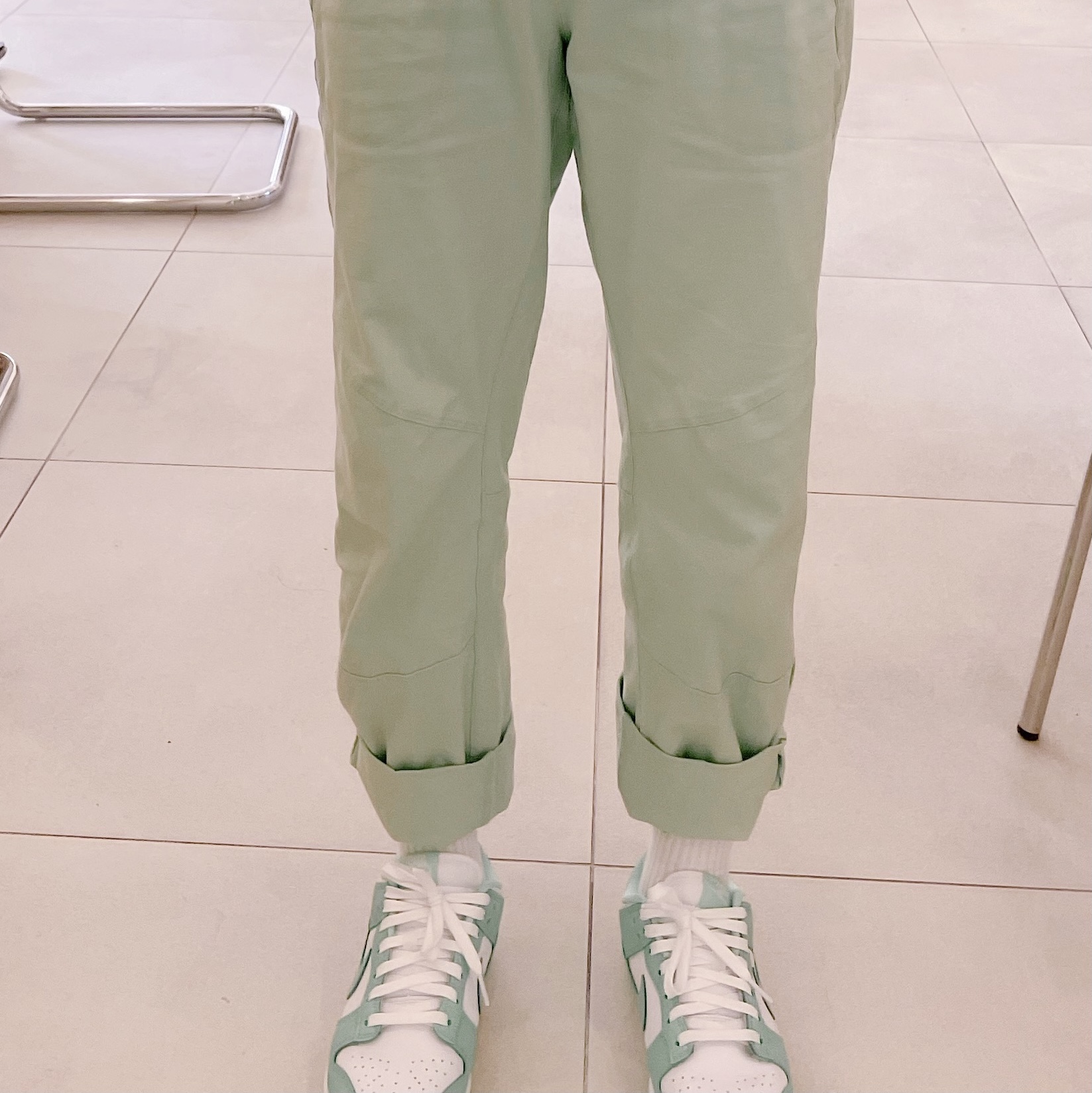 (W) Nike Dunk Low Green Glow 착용 스타일 - 1