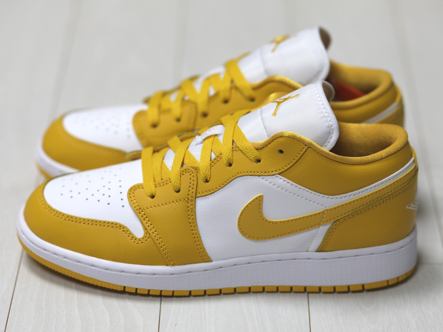 (GS) Jordan 1 Low Pollen 착용 스타일