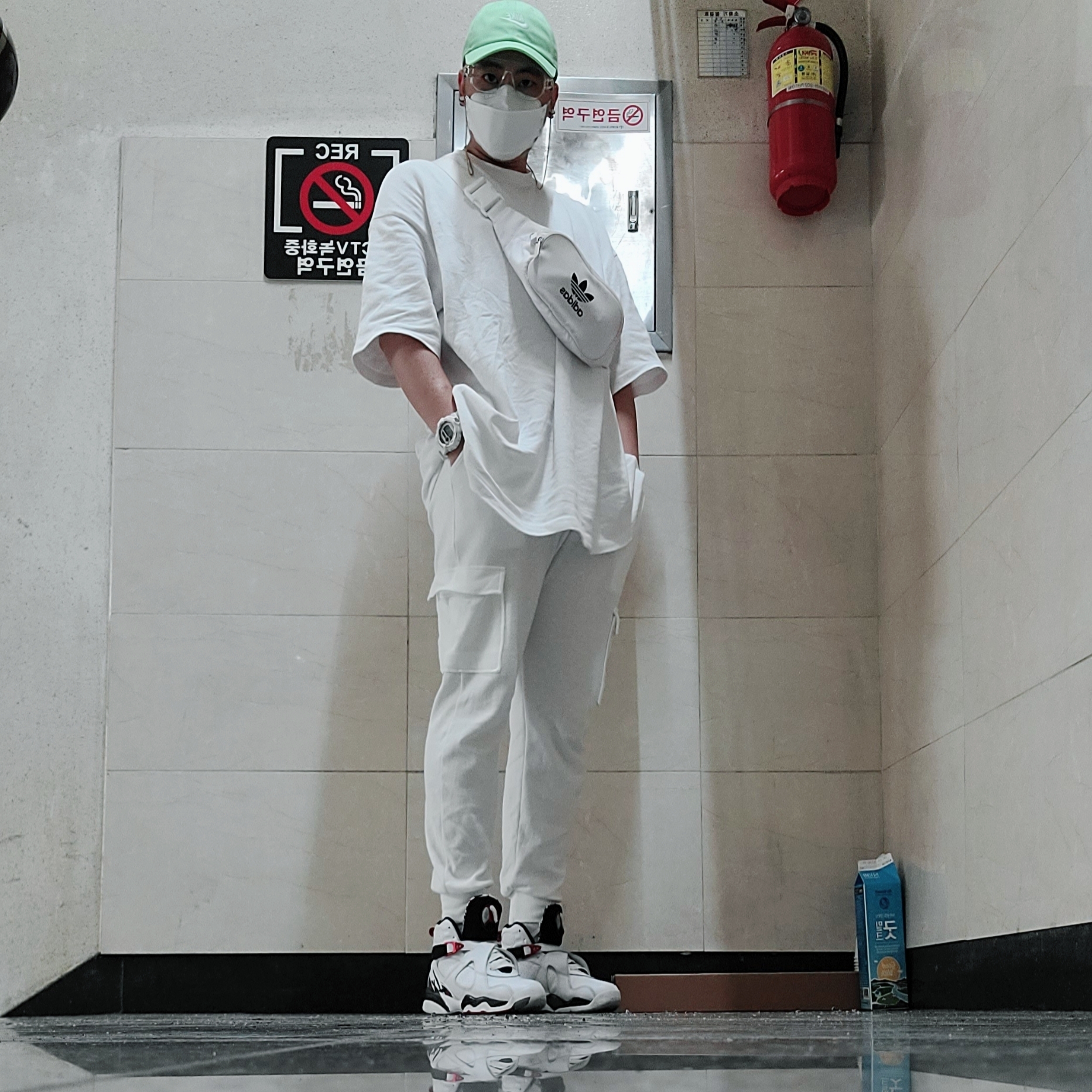 Jordan 8 Retro Bugs Bunny 2013 착용 스타일 - 1