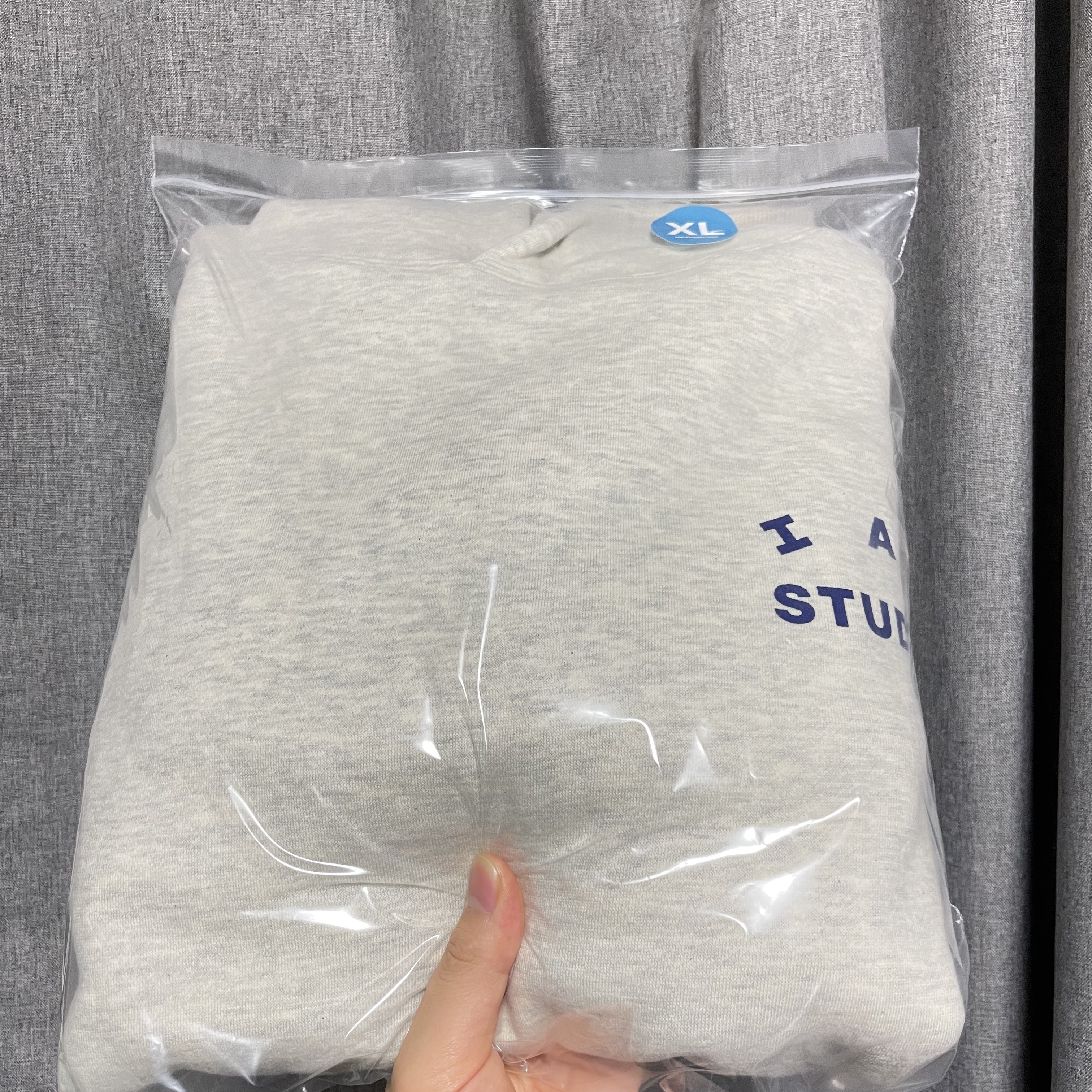 IAB Studio Hoodie Oatmeal Gray - 21SS 착용 스타일 - 2
