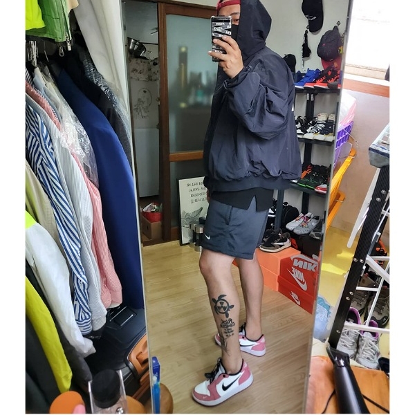 Nike x Fear of God Basketball Shorts Off Noir, Nike x Fear of God Bomber Hooded Jacket Black 착용 스타일 - 2