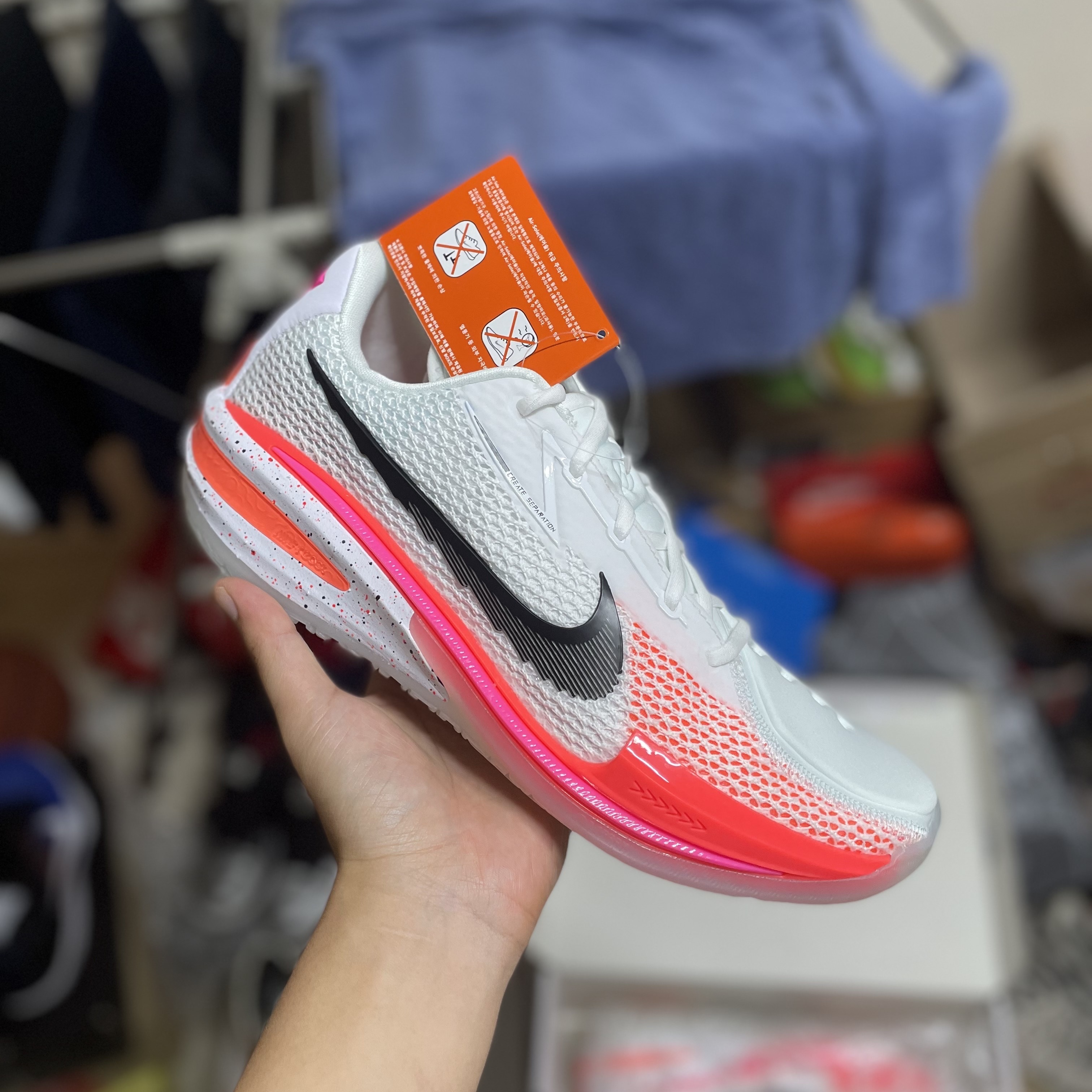 Nike Air Zoom GT Cut Bright Crimson 착용 스타일