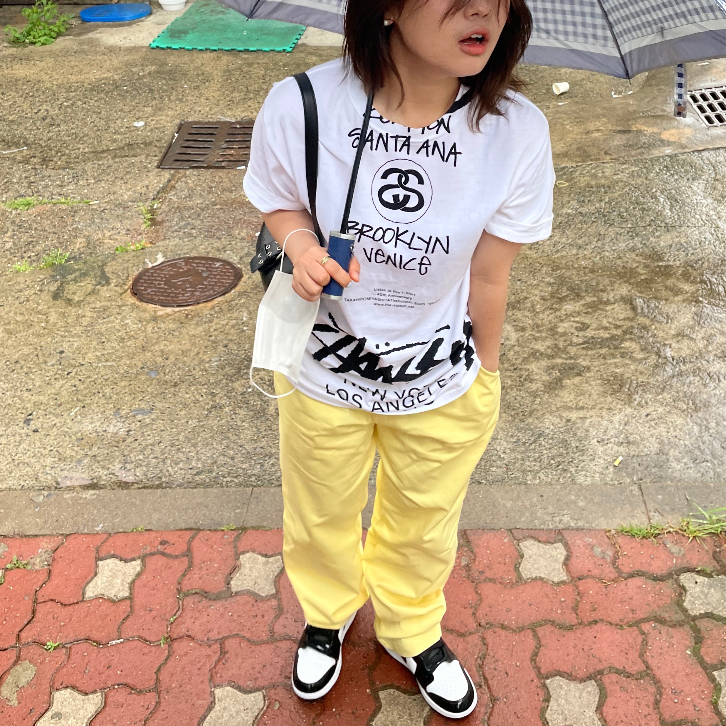 Stussy x Takahiromiyashita The Soloist 40 WT T-Shirt, (GS) Jordan 1 Mid SE ASW Black 착용 스타일 - 2