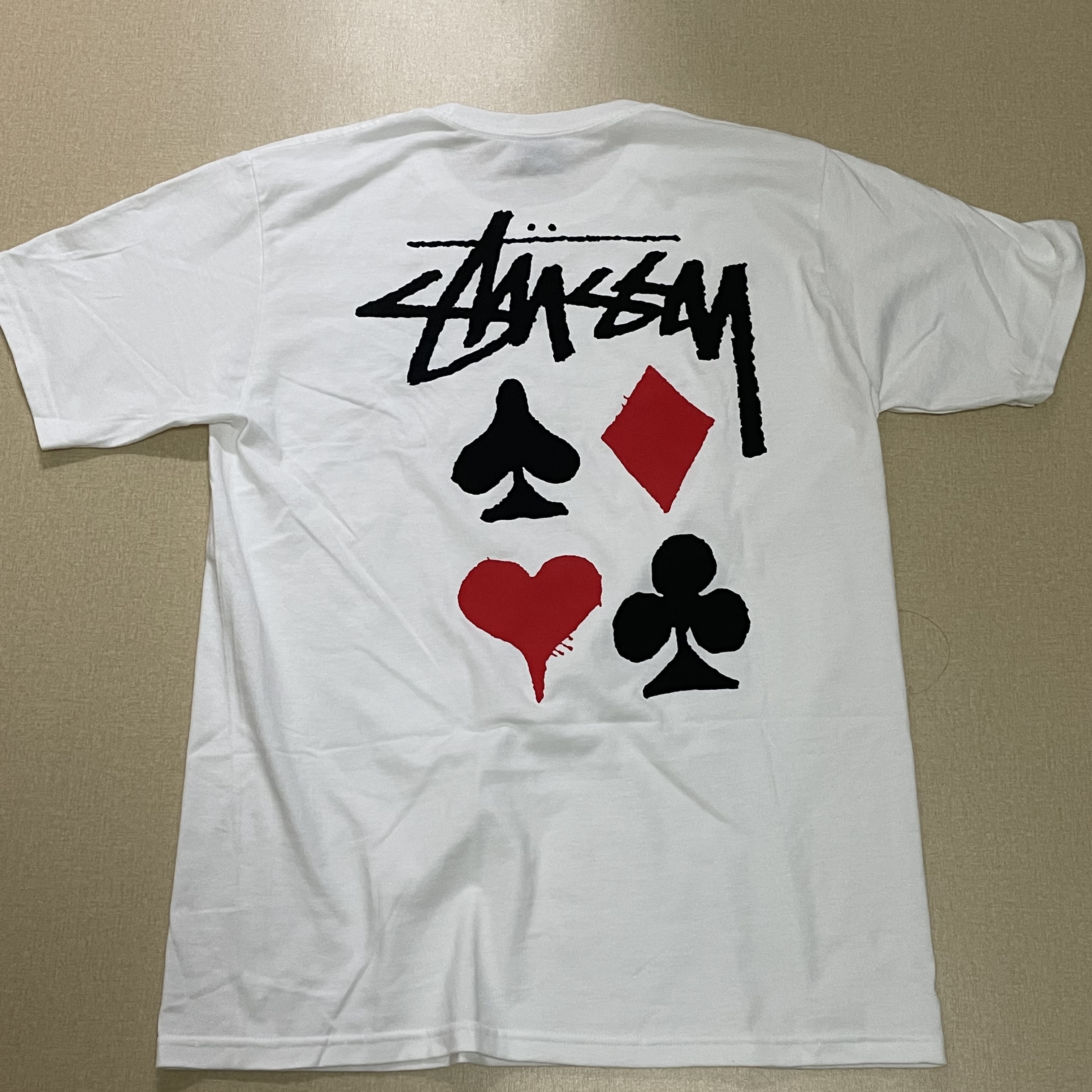 Stussy Full Deck 2 T-Shirt White 착용 스타일 - 2
